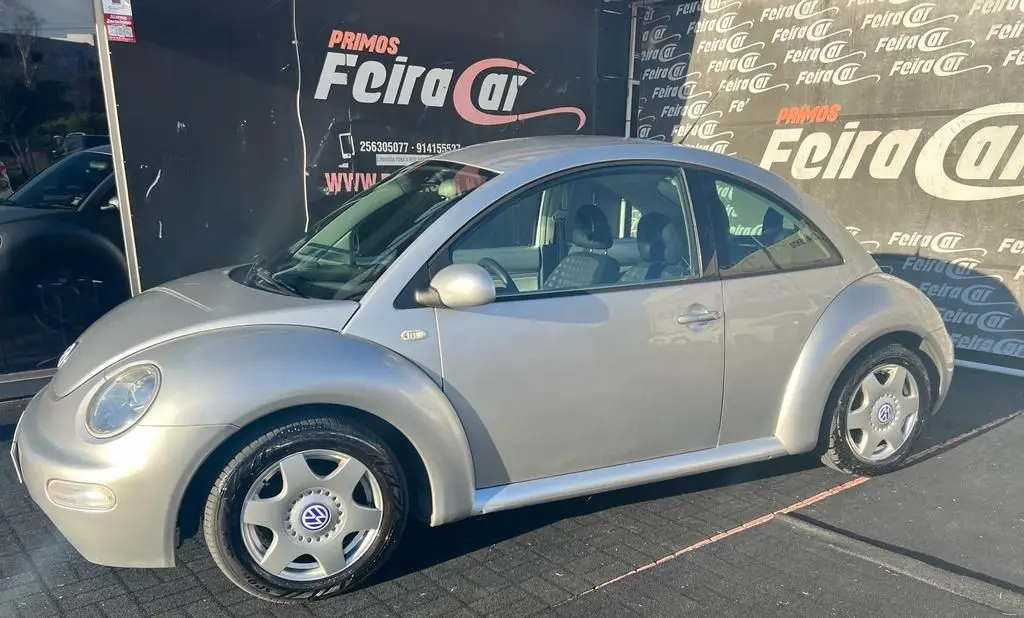 Volkswagen New Beetle 1.9 TDi Highline 2