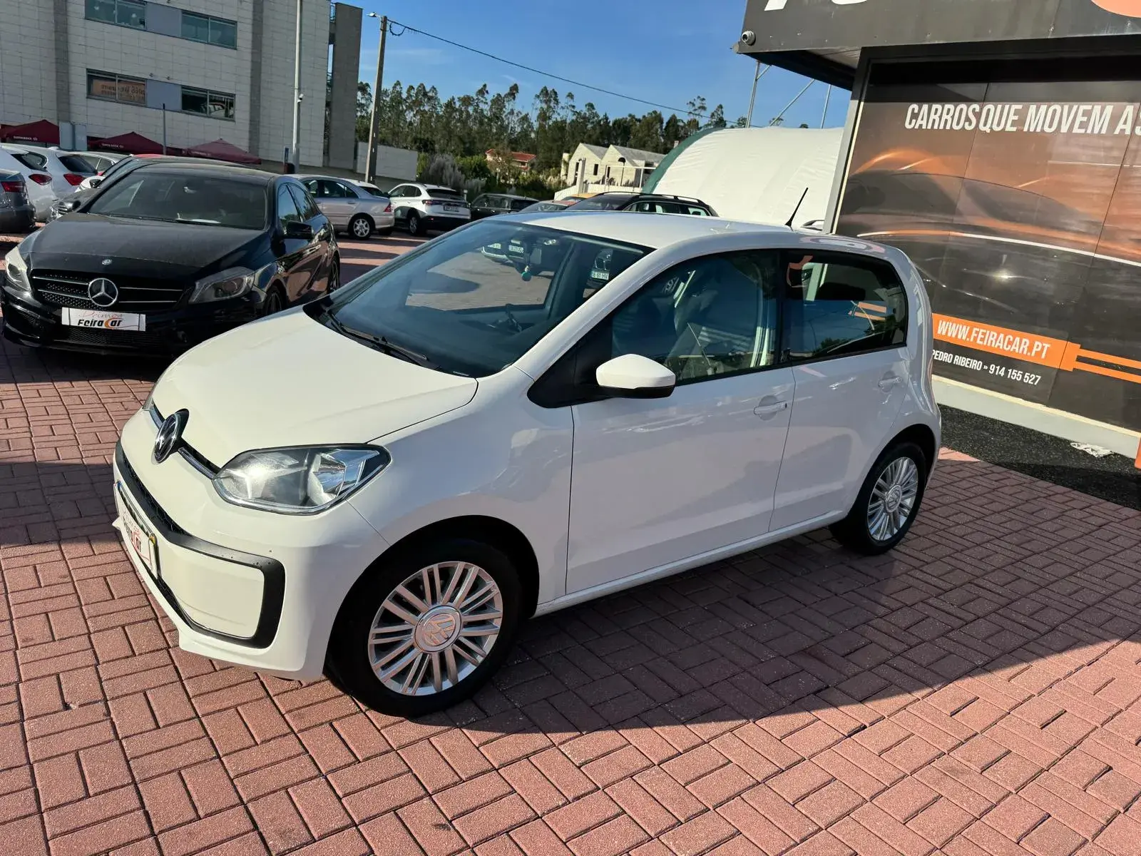 Volkswagen Up! 1.0 Move Up! Auto 2