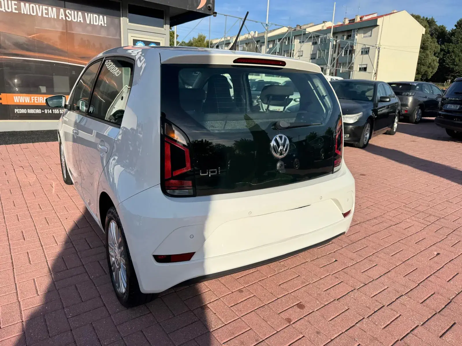 Volkswagen Up! 1.0 Move Up! Auto 22