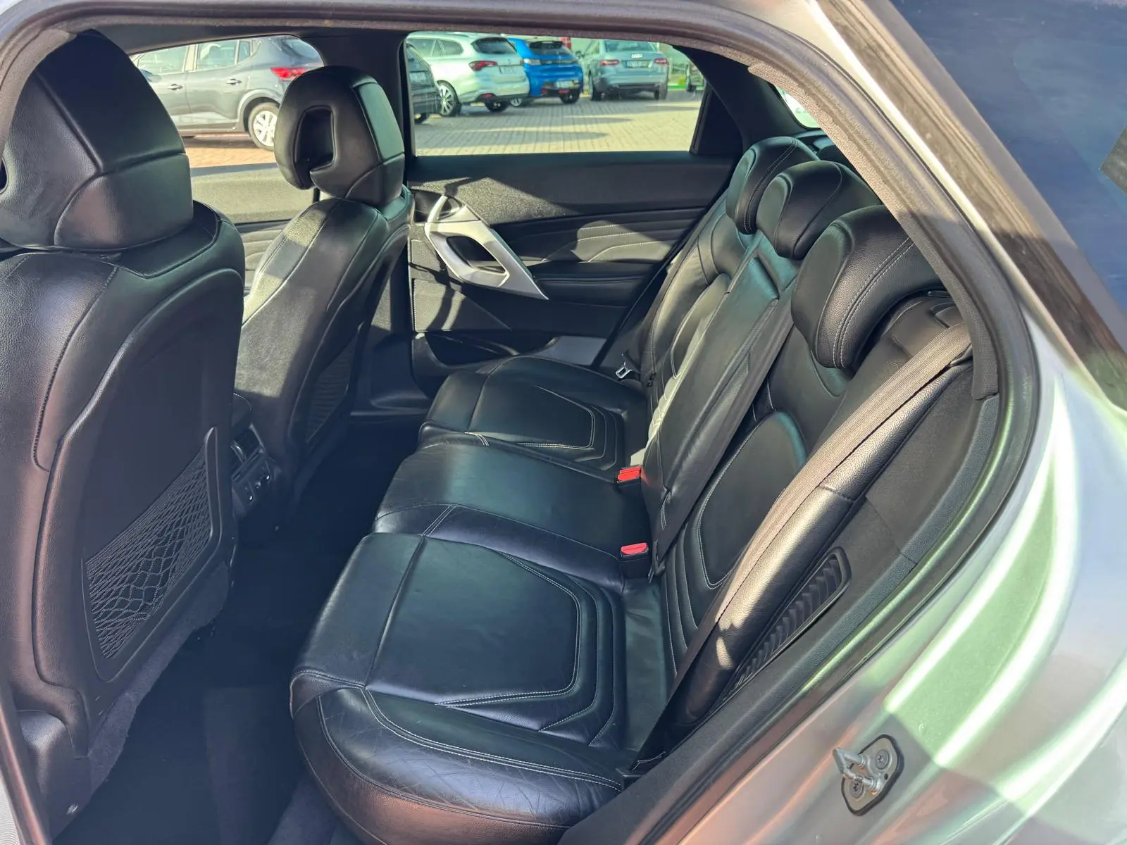 Citroën DS5 2.0 HDi Hy4 So Chic CMP6 102g 14