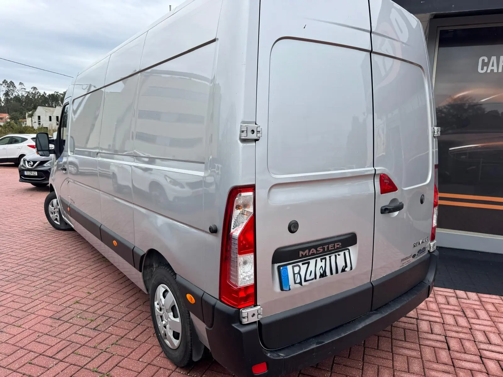 Renault Master 2.3 dCi L3H2 3.5T SS 15