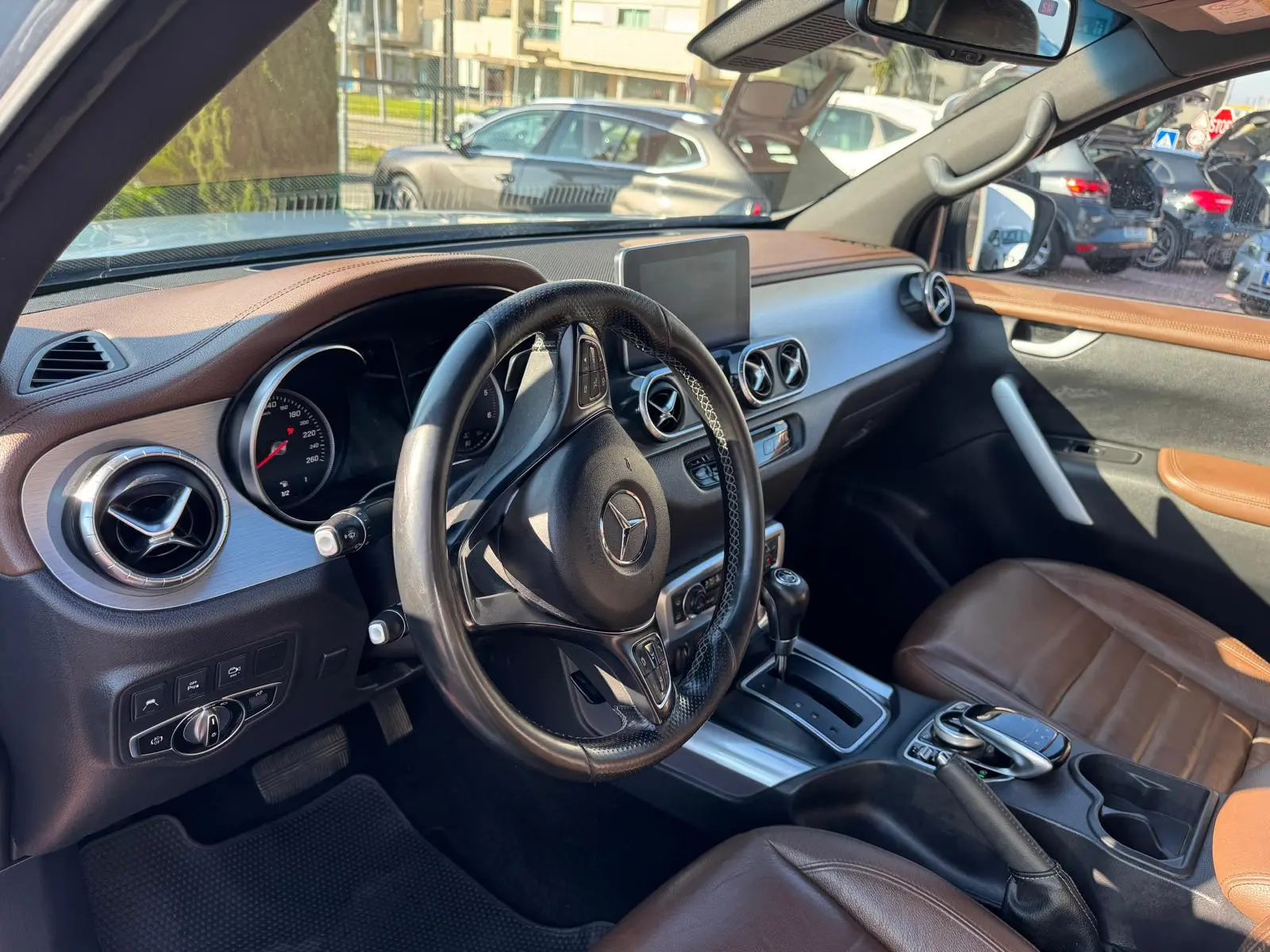 Mercedes-Benz X 350 d Power 4-Matic 6