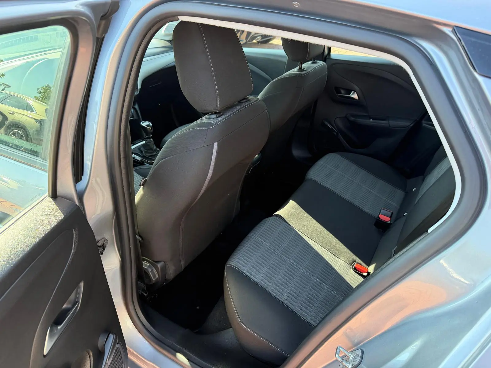 Opel Corsa 1.5 D Business 7