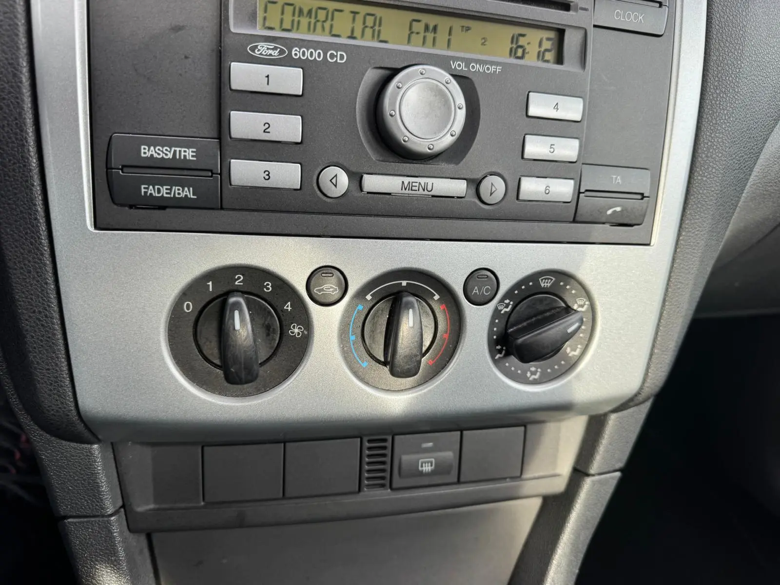 Ford Focus 1.6 TDCi Ghia 22