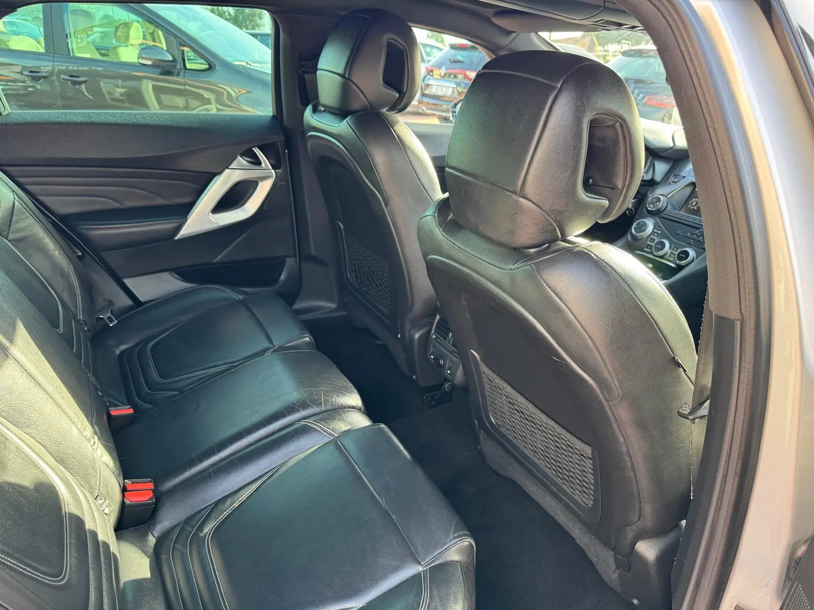 Citroën DS5 2.0 HDi Hy4 So Chic CMP6 102g 25