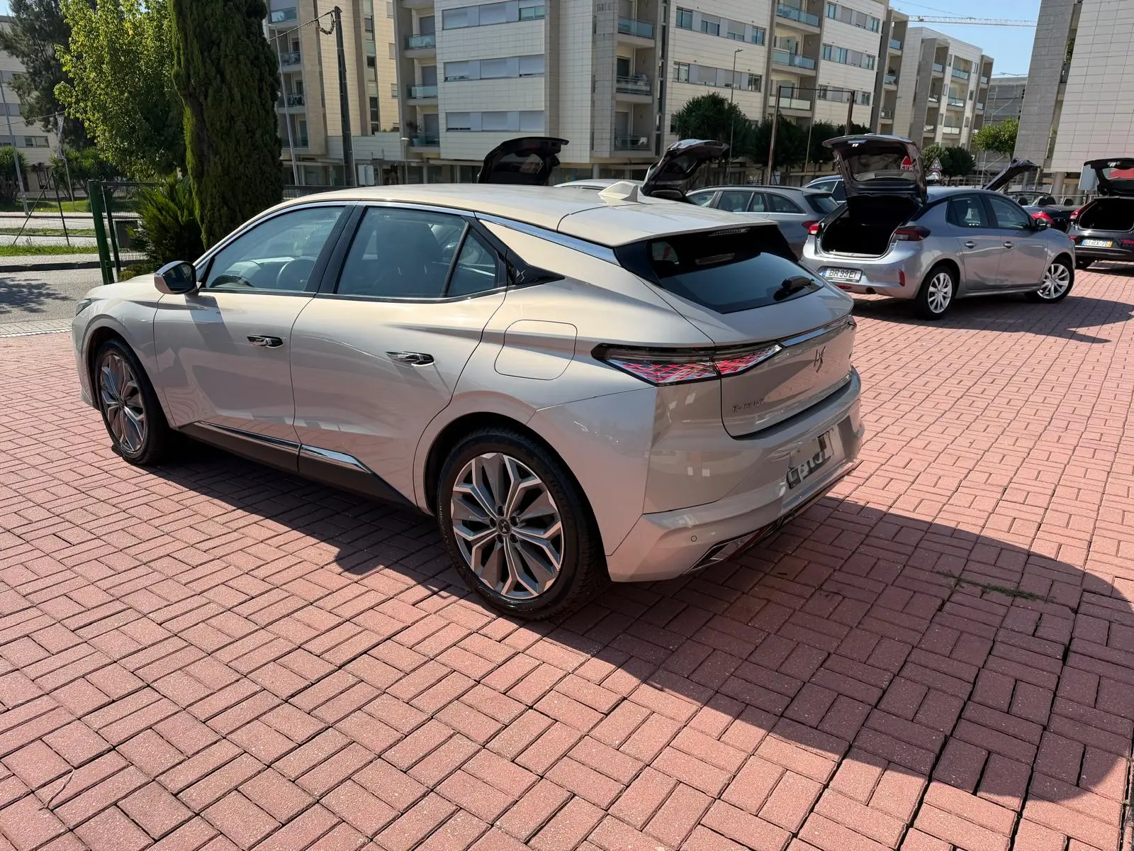 DS DS4 E-TENSE 225 OPERA 5