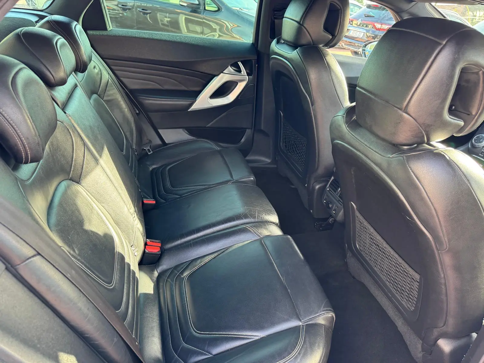 Citroën DS5 2.0 HDi Hy4 So Chic CMP6 102g 20