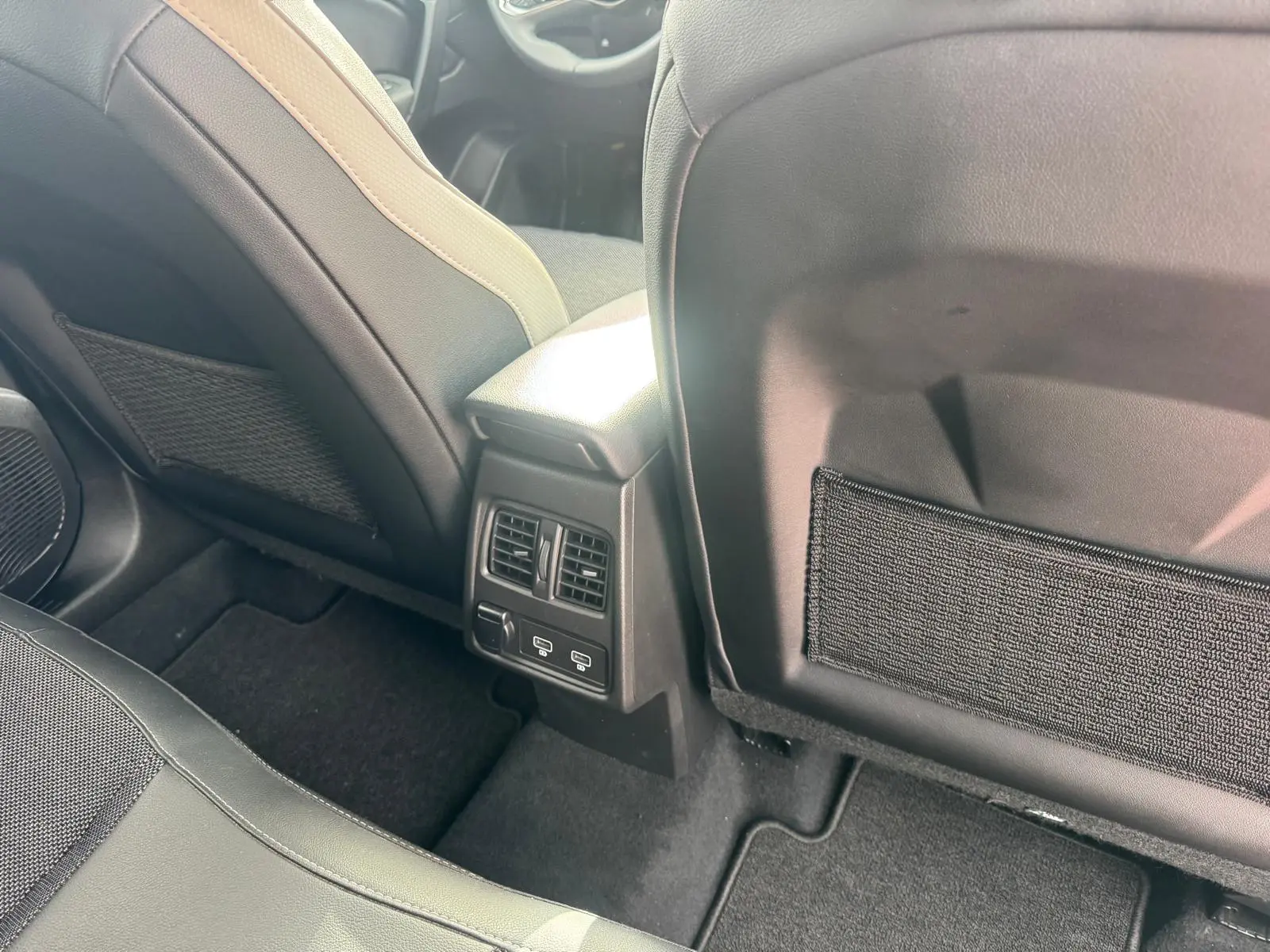 Renault Captur 1.6 E-Tech Plug-In Hybrid Techno 19