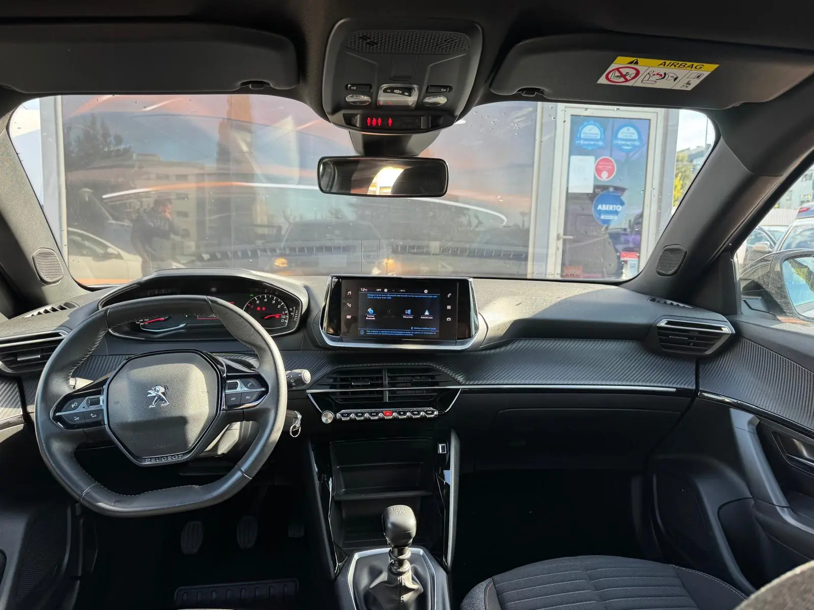 Peugeot 2008 1.2 PureTech Style 31