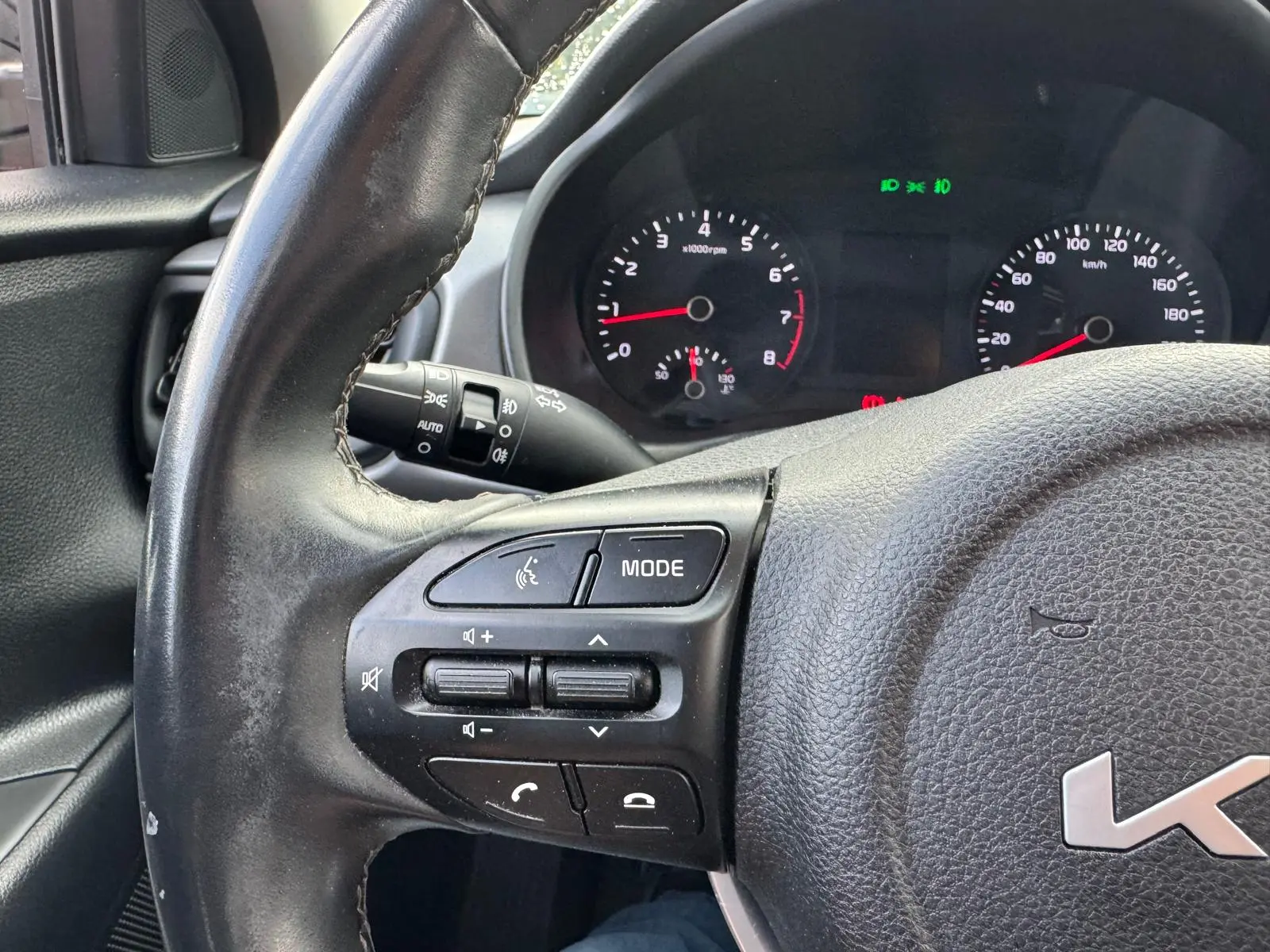 Kia Rio 1.2 CVVT Dynamic 29