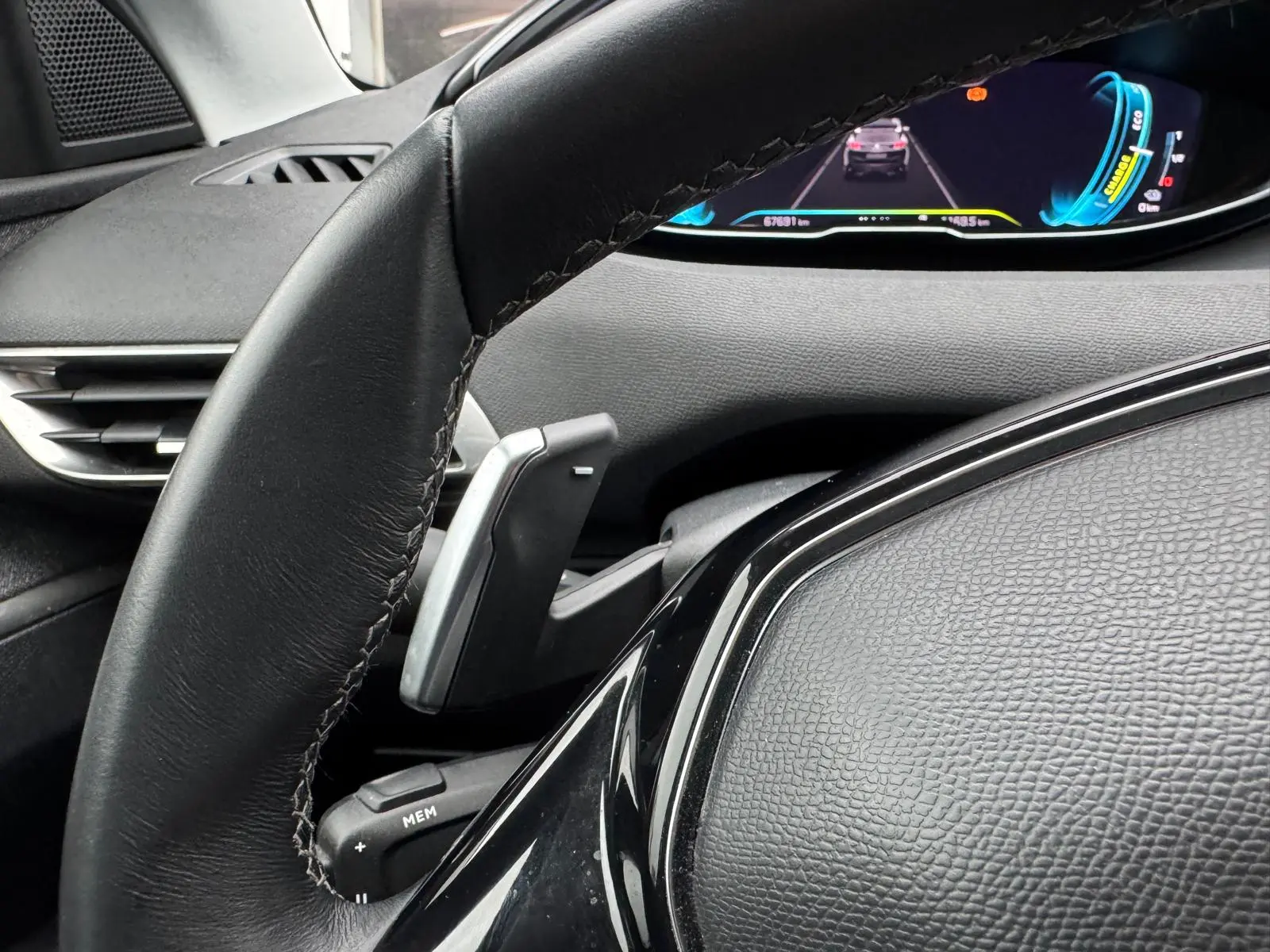 Peugeot 3008 1.6 Hybrid Allure Pack e-EAT8 27