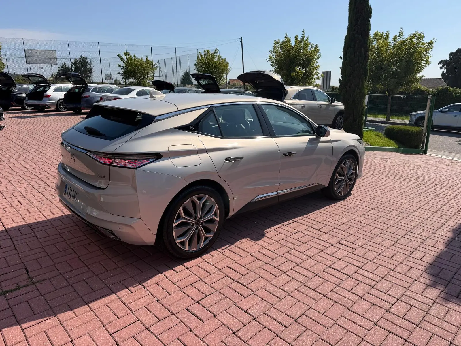 DS DS4 E-TENSE 225 OPERA 10