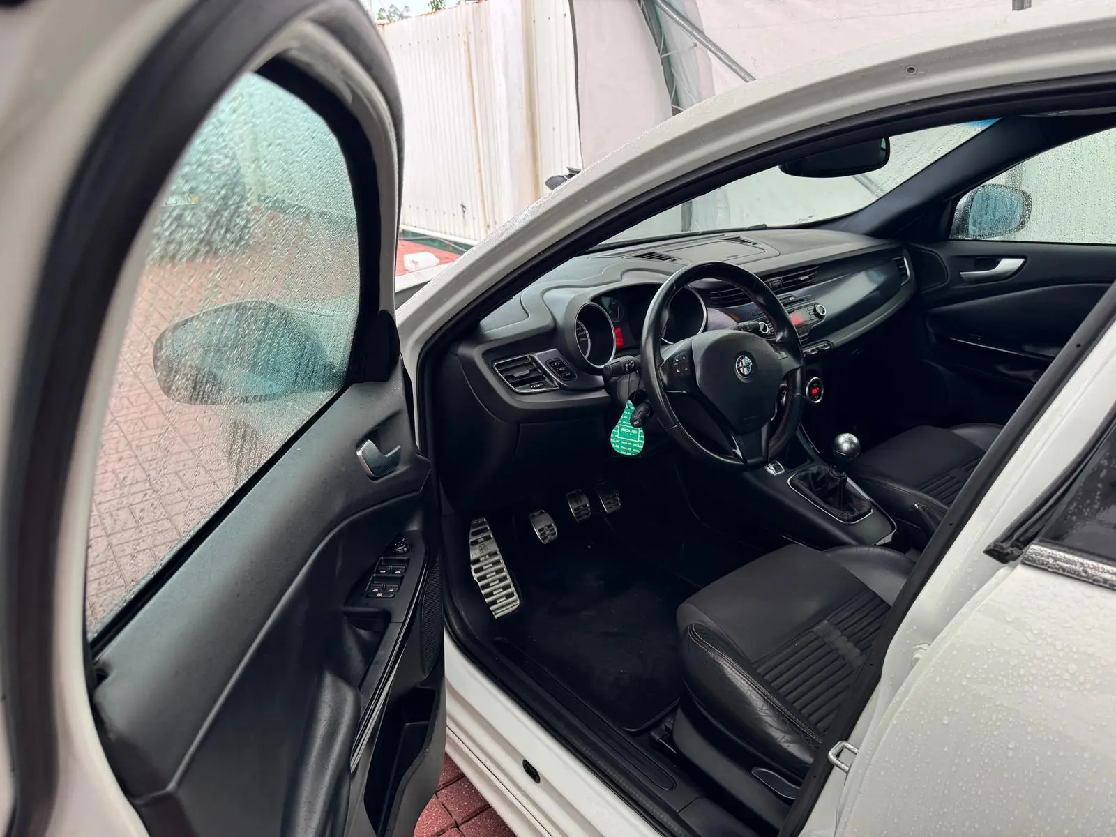 Alfa Romeo Giulietta 1.6 JTDM Exclusive 21