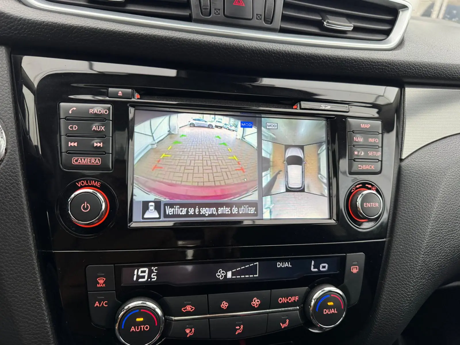 Nissan Qashqai 1.2 DIG-T N-Connecta 42