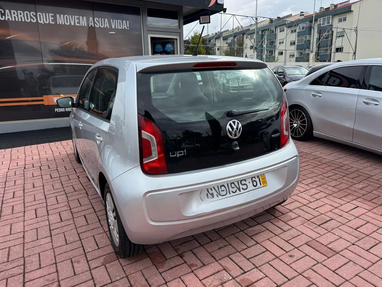 Volkswagen Up! 1.0 BlueMotion Move 27