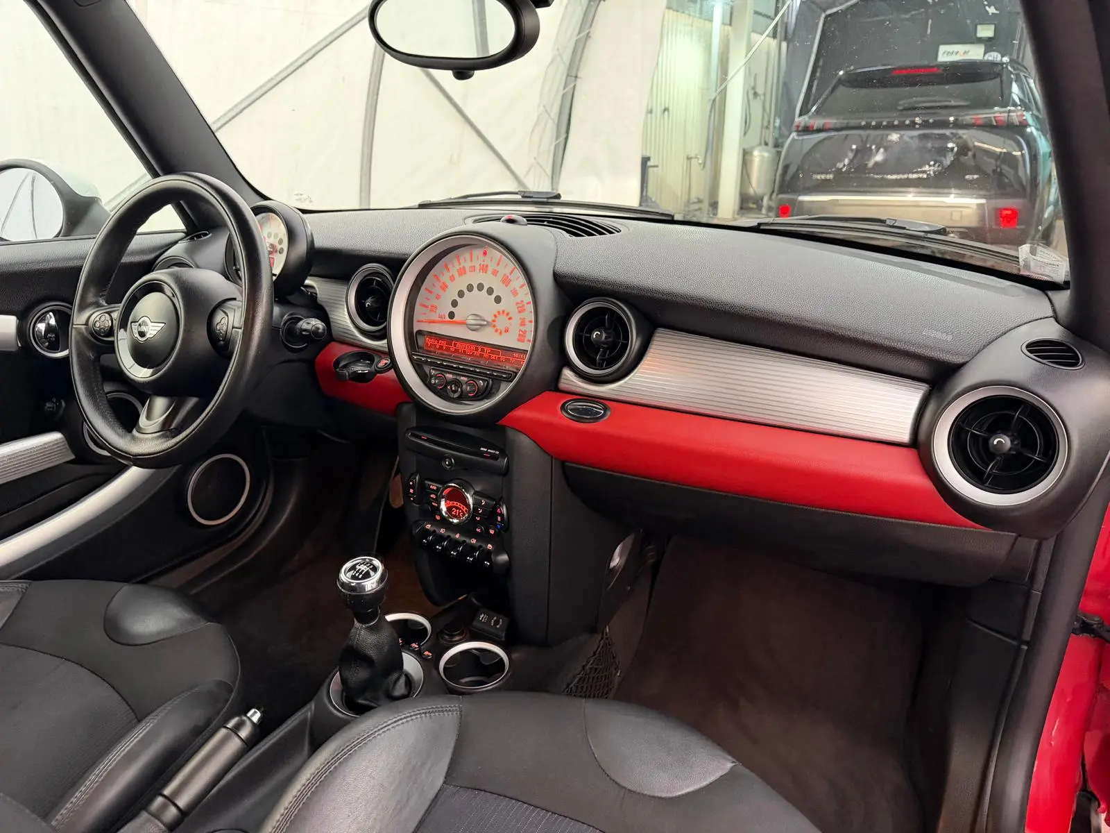 MINI 3 Portas Cooper D 28
