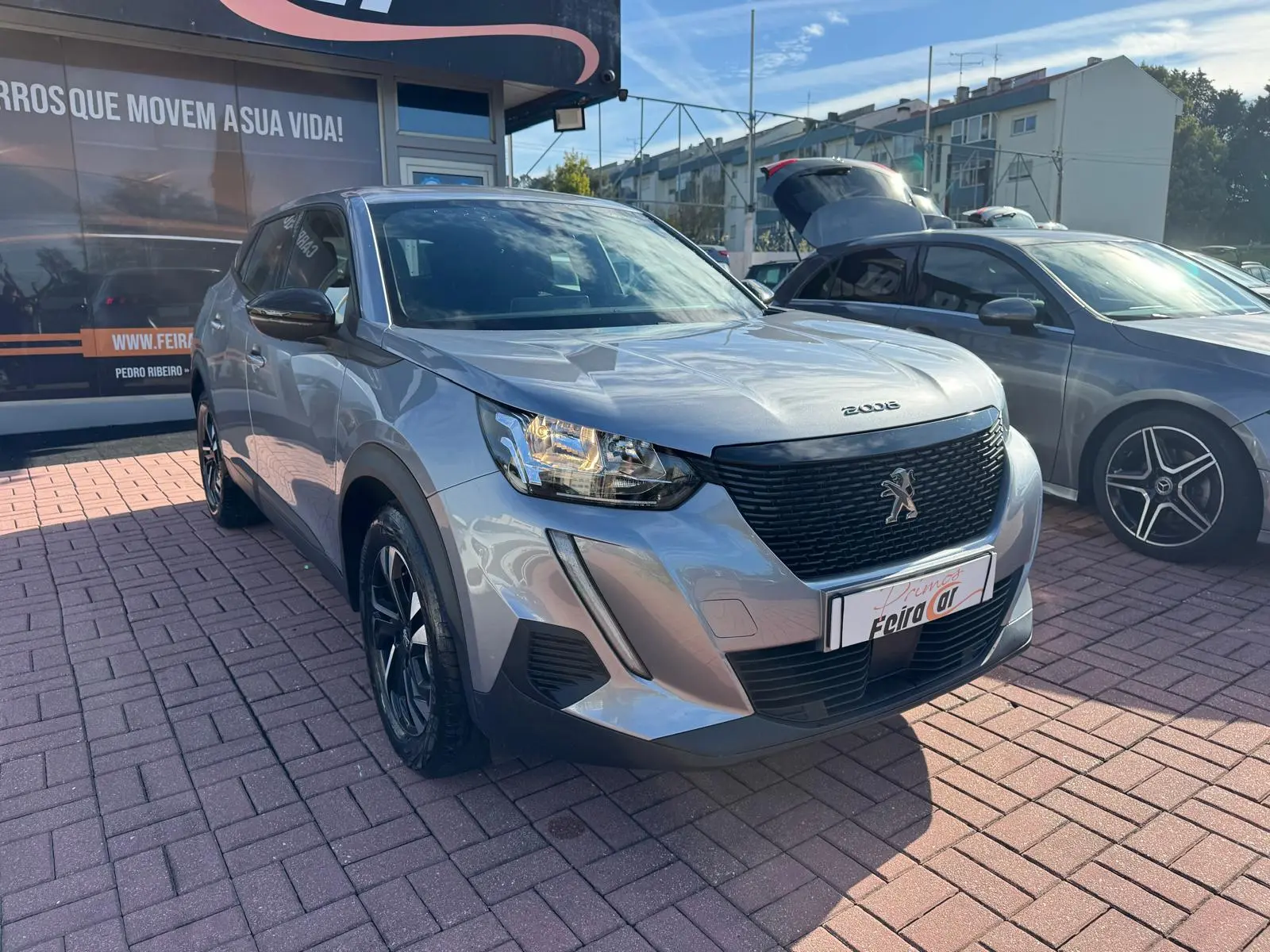 Peugeot 2008 1.2 PureTech Style 18