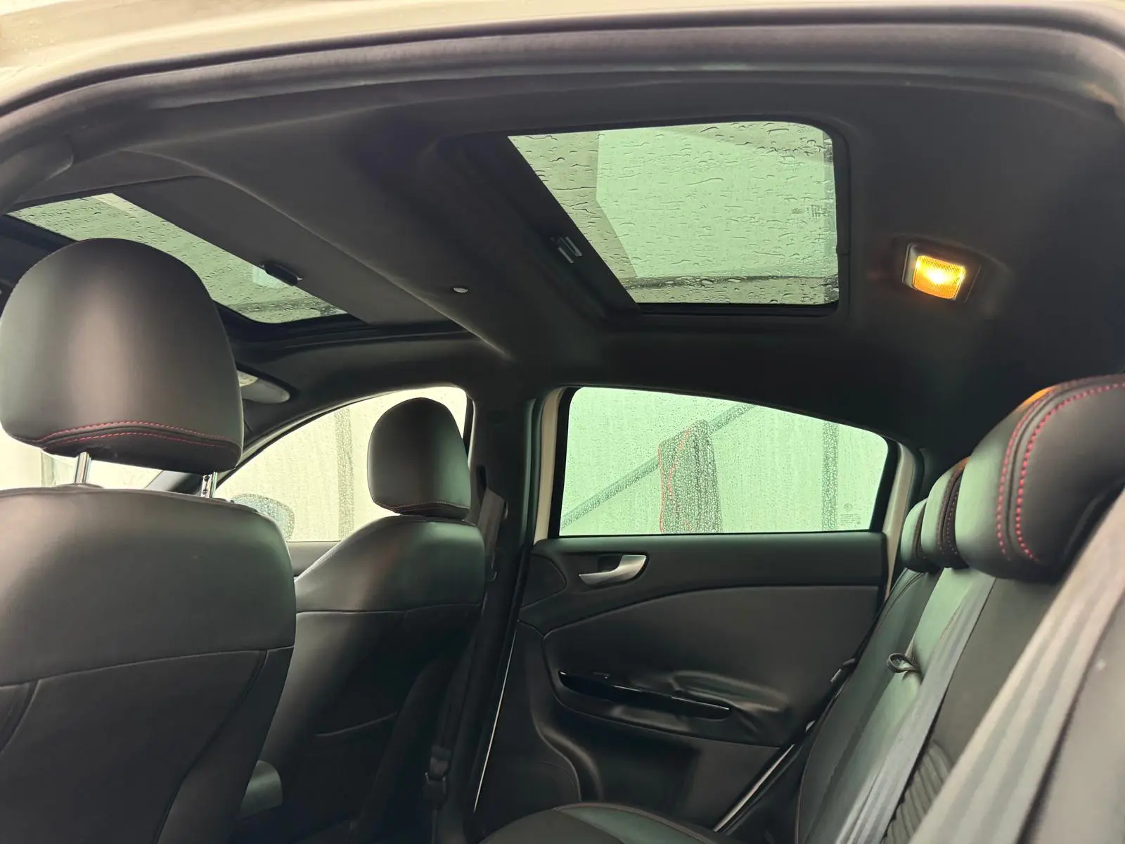 Alfa Romeo Giulietta 1.6 JTDM Exclusive 27