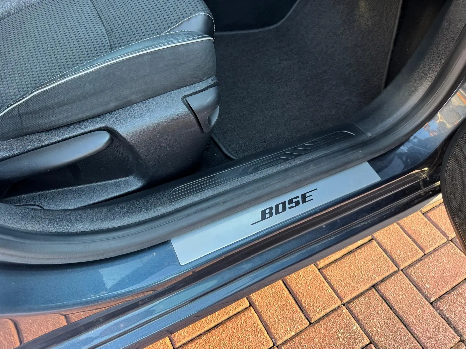 Renault Mégane Sport Tourer ENERGY TCe 130 BOSE EDITION 32