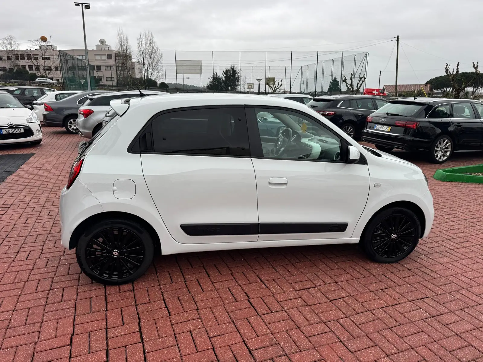Renault Twingo 1.0 SCe Zen 9