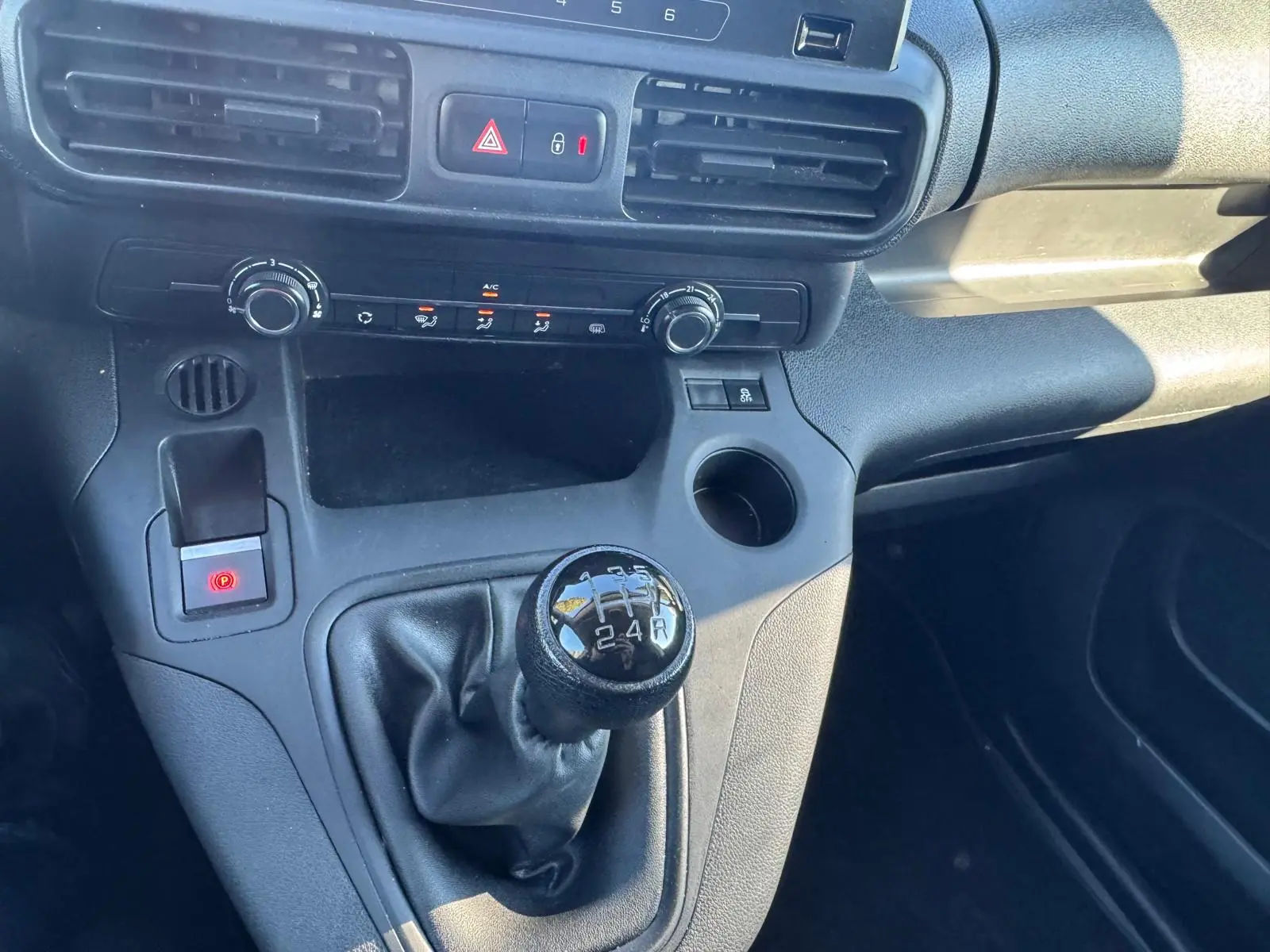 Peugeot Partner 1.5HDi Longa 17