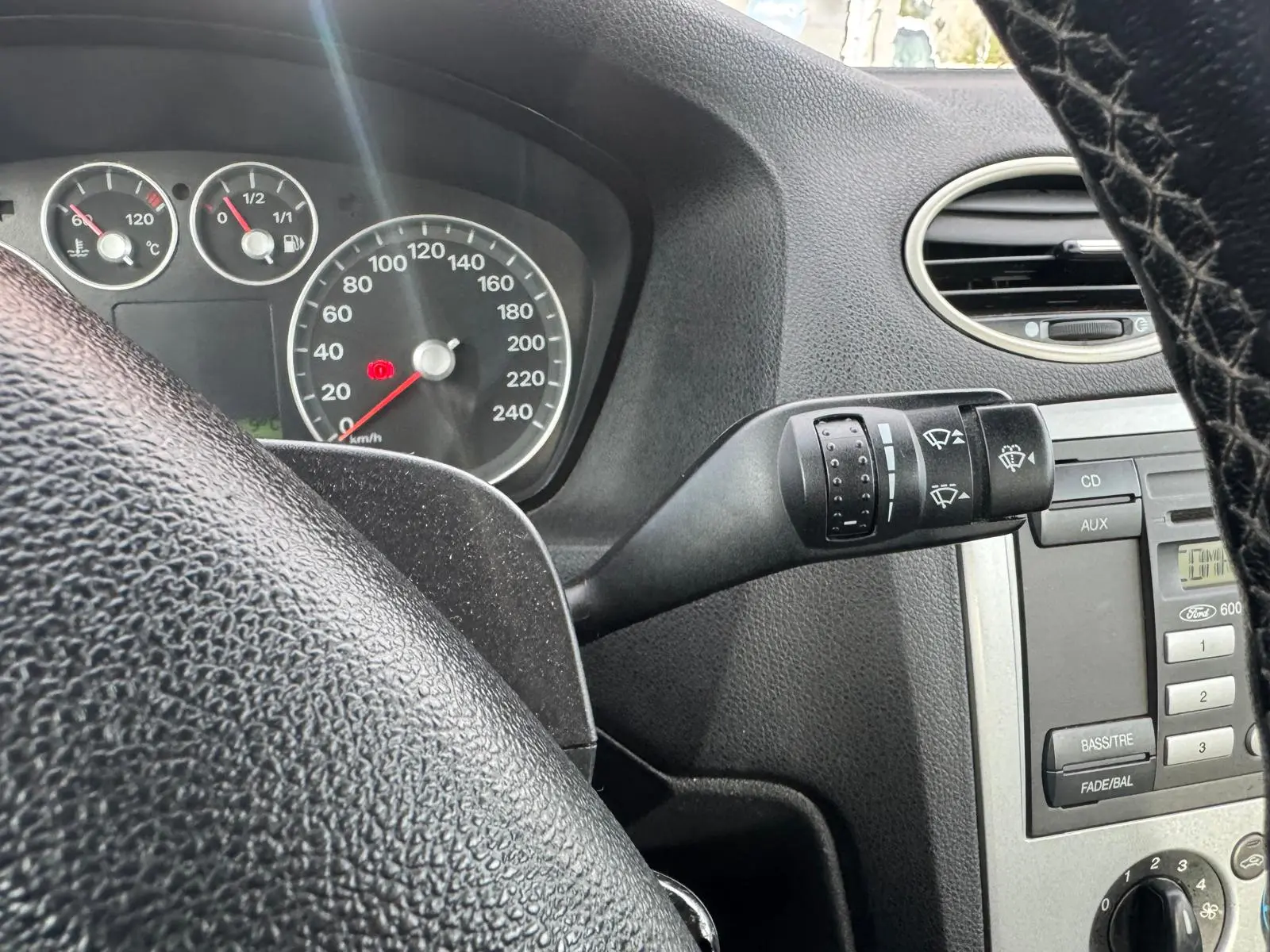 Ford Focus 1.6 TDCi Ghia 25