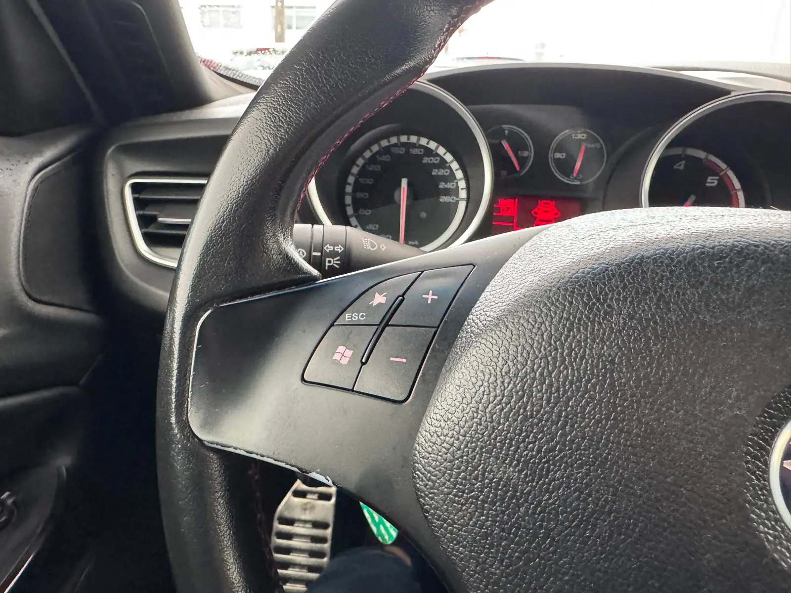 Alfa Romeo Giulietta 1.6 JTDM Exclusive 12