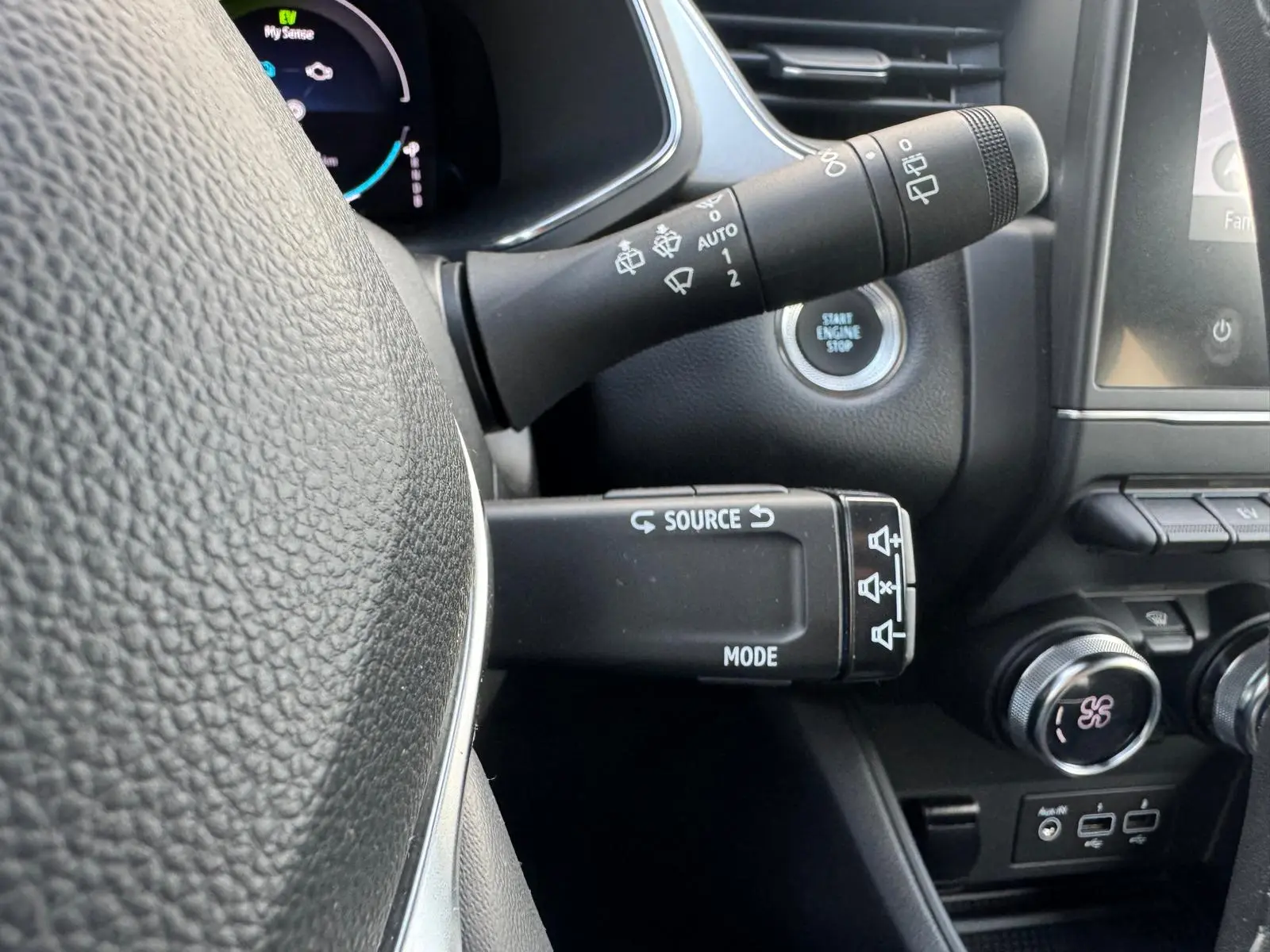 Renault Captur 1.6 E-Tech Plug-In Hybrid Techno 33