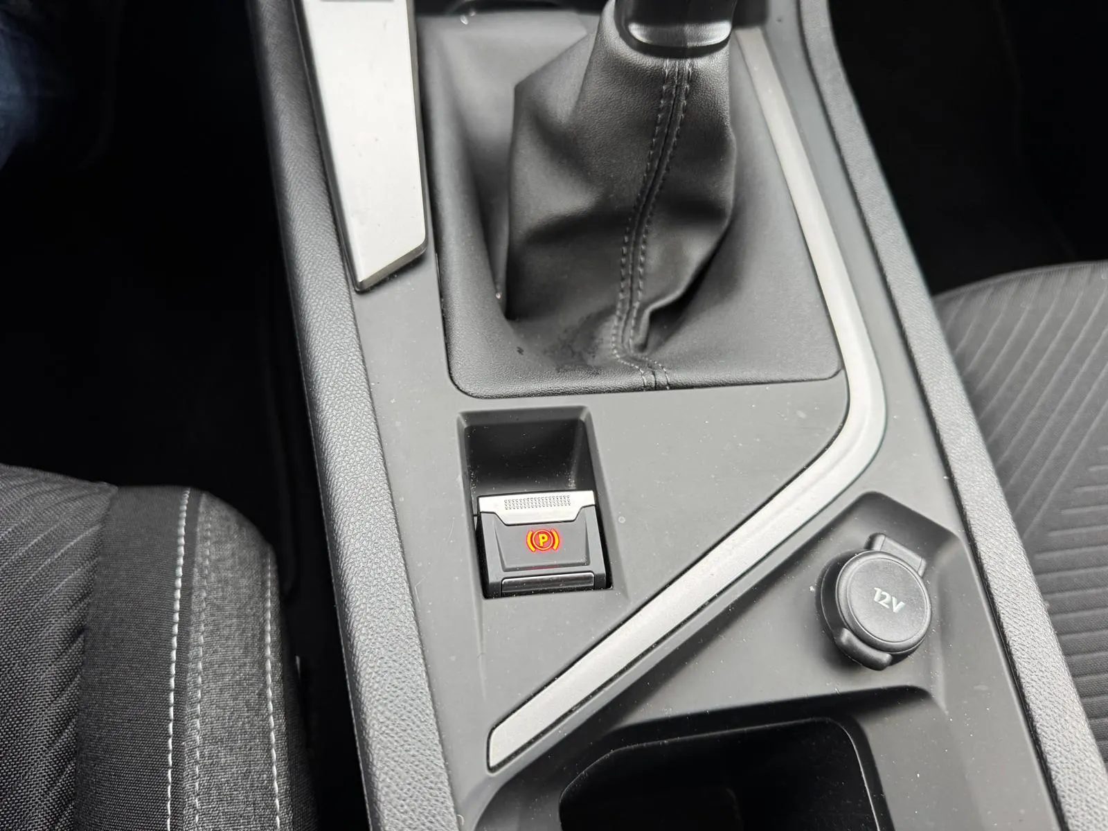 Peugeot 308 SW 1.2 PureTech Active Pack 27