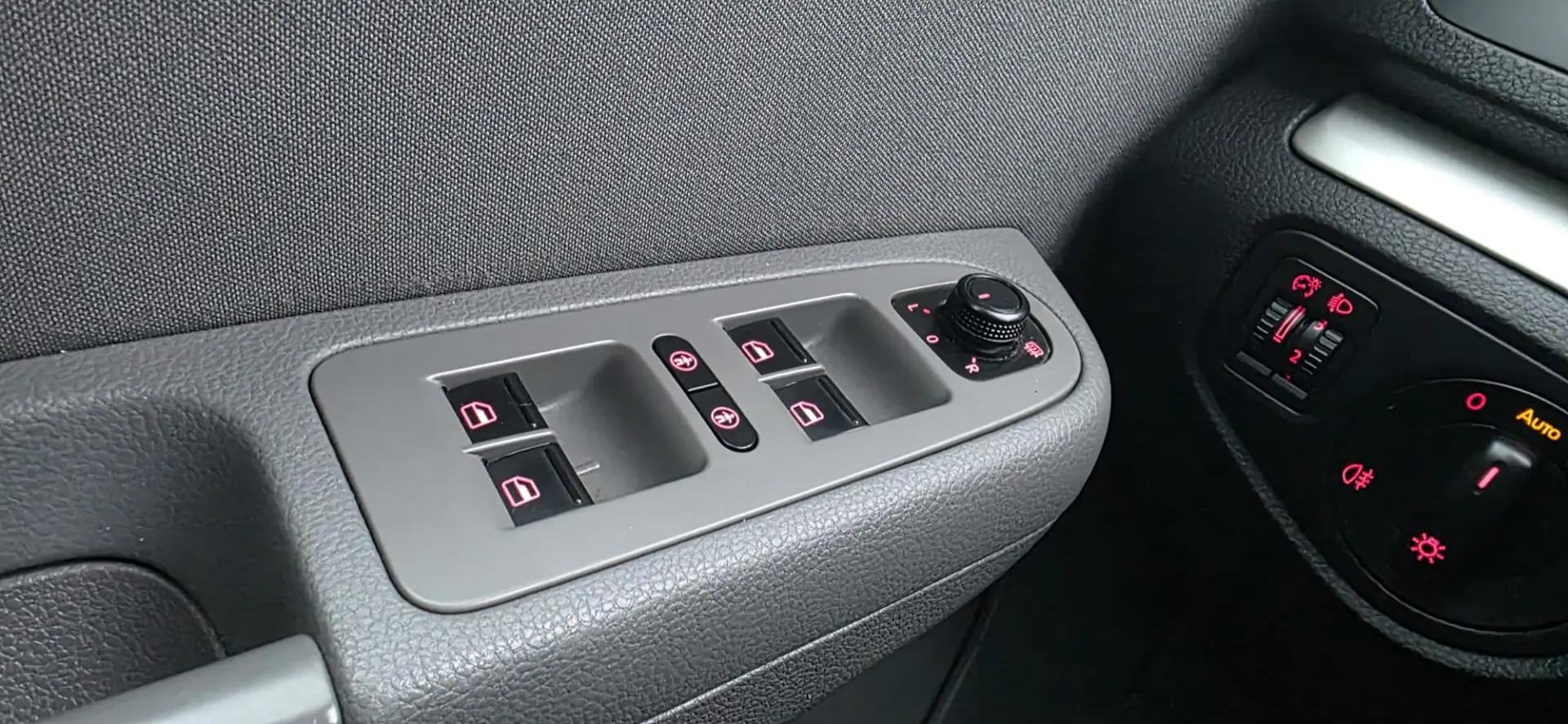 SEAT Alhambra 2.0 TDI Reference 28