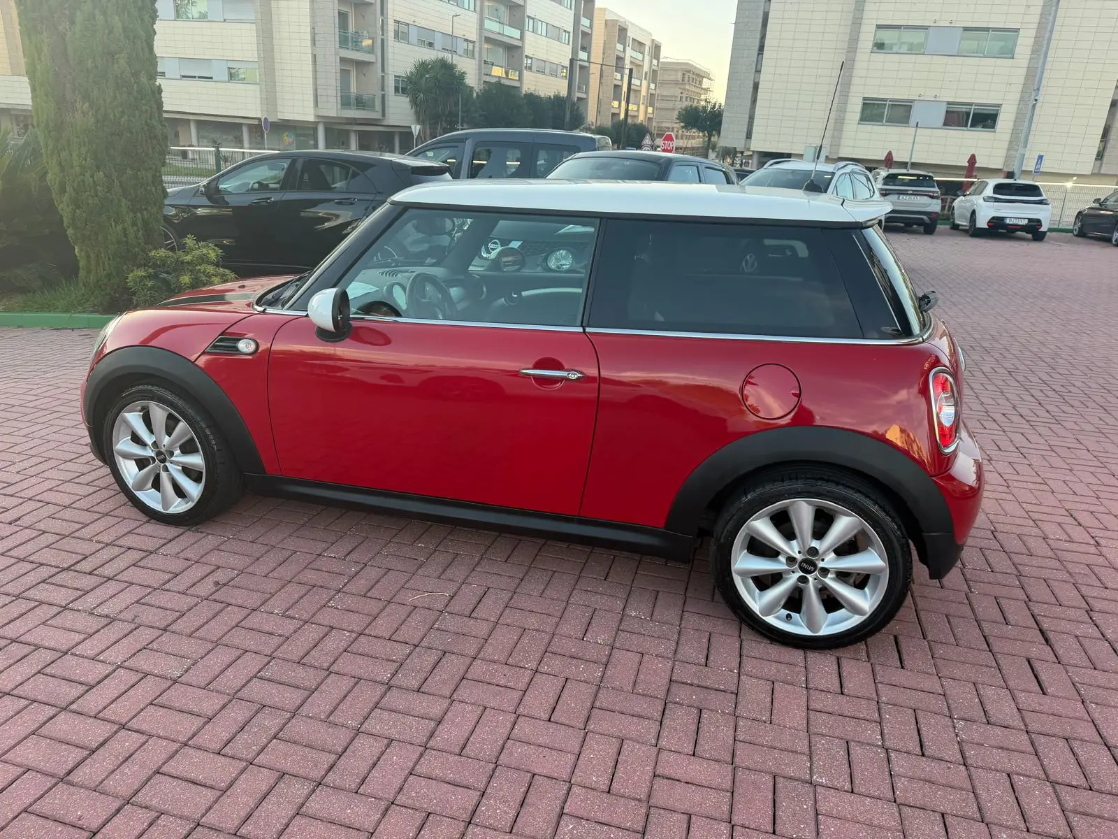 MINI 3 Portas Cooper D 33