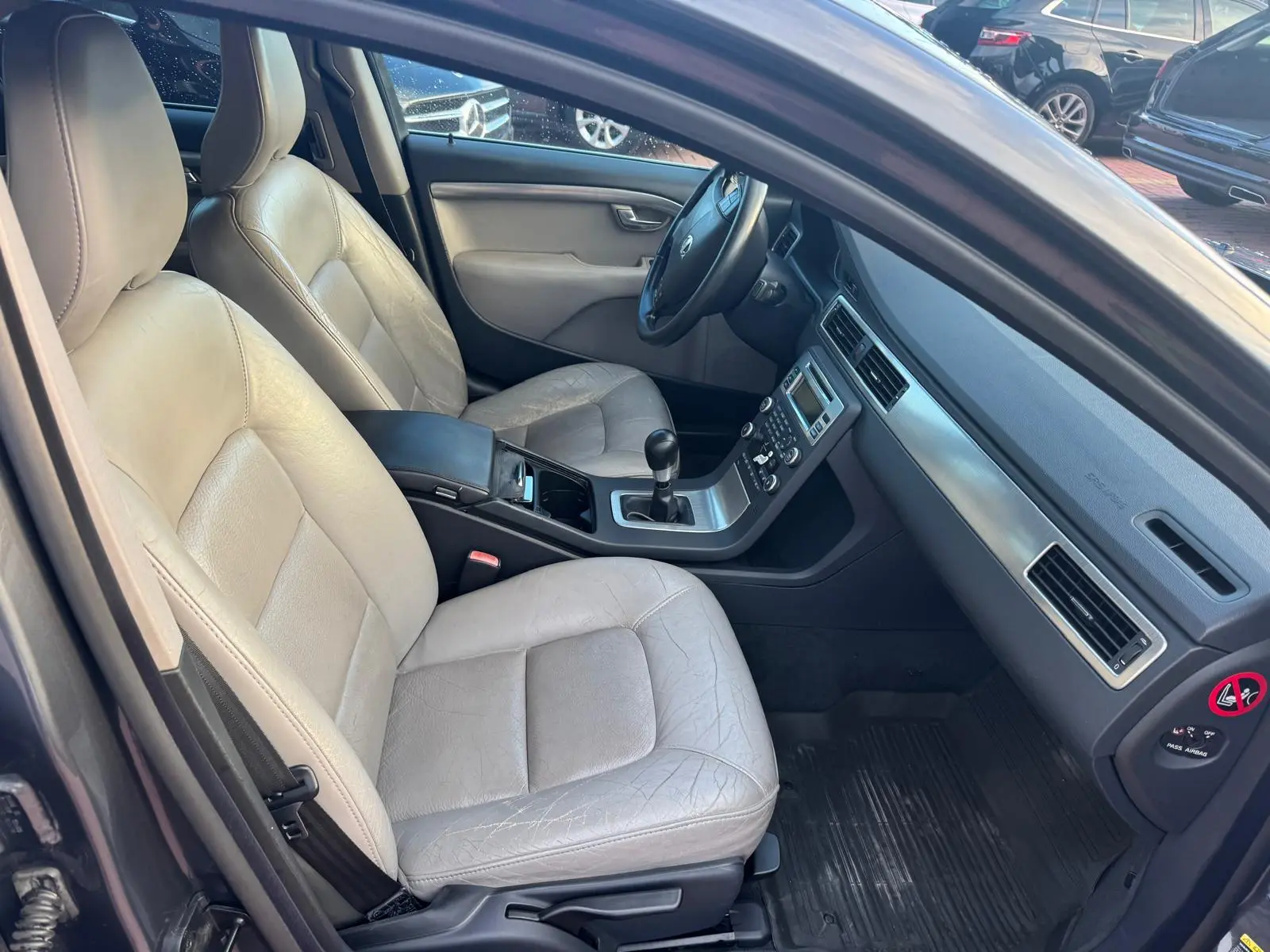 Volvo S80 2.0 D Momentum 22