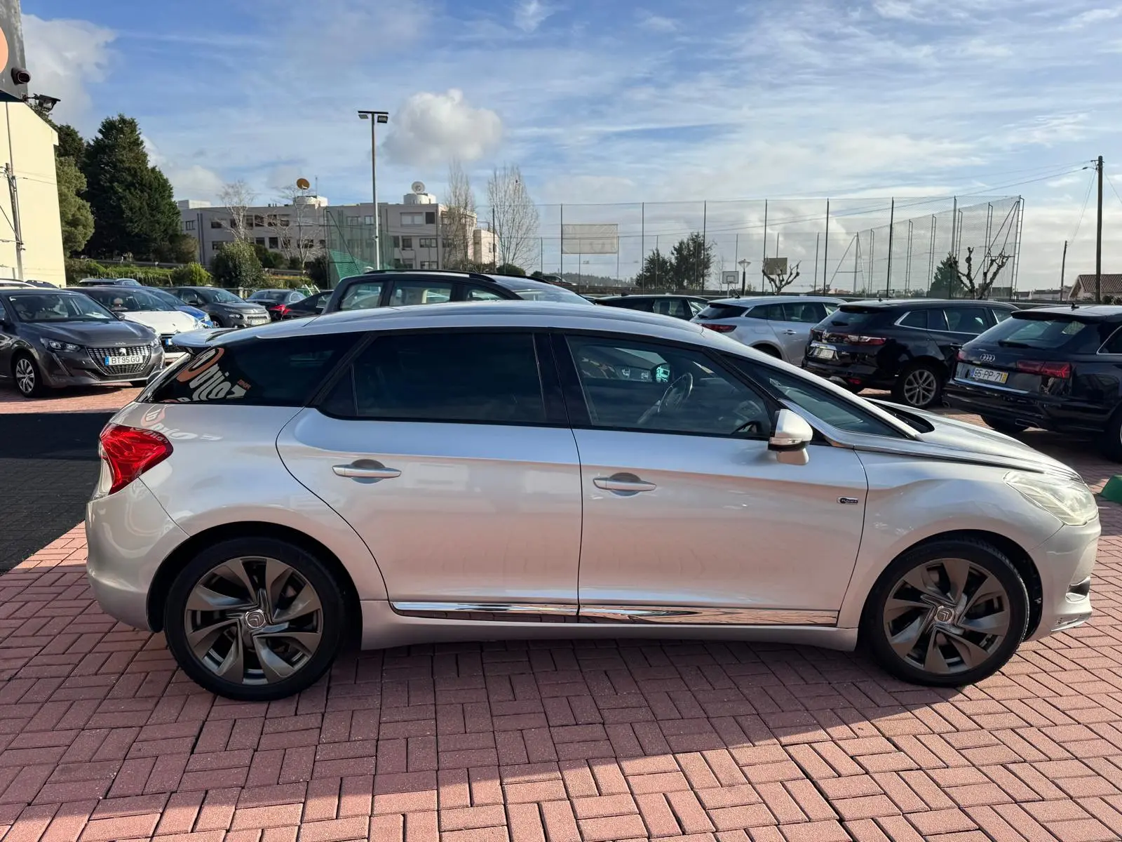 Citroën DS5 2.0 HDi Hy4 So Chic CMP6 102g 7