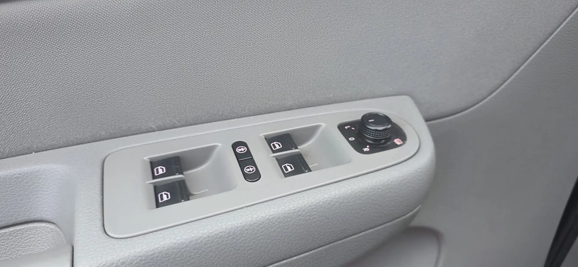 SEAT Alhambra 2.0 TDI Reference 14