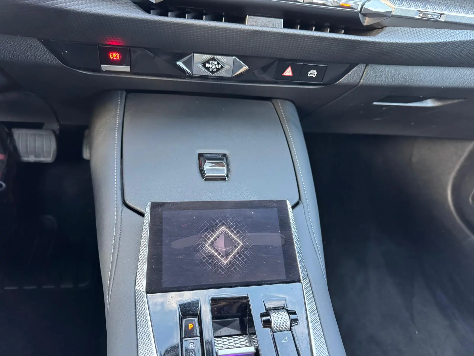 DS DS4 E-TENSE 225 OPERA 44
