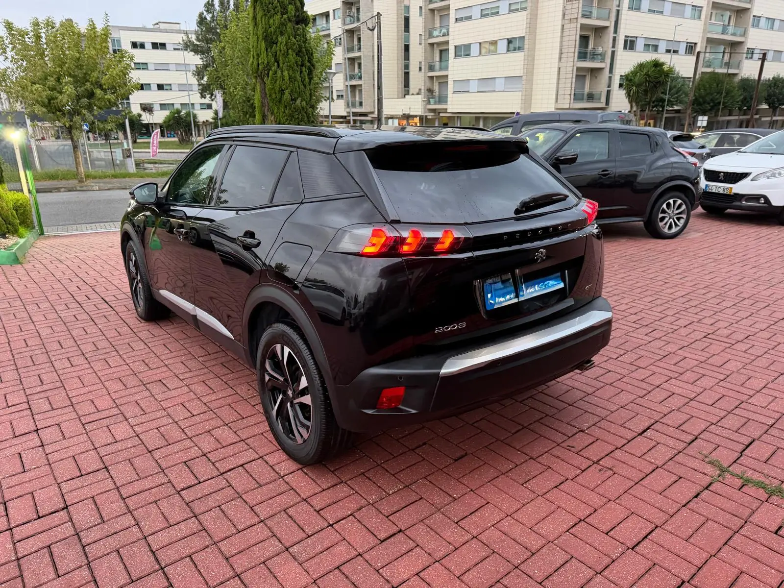 Peugeot 2008 1.5 BlueHDi GT Pack EAT8 57