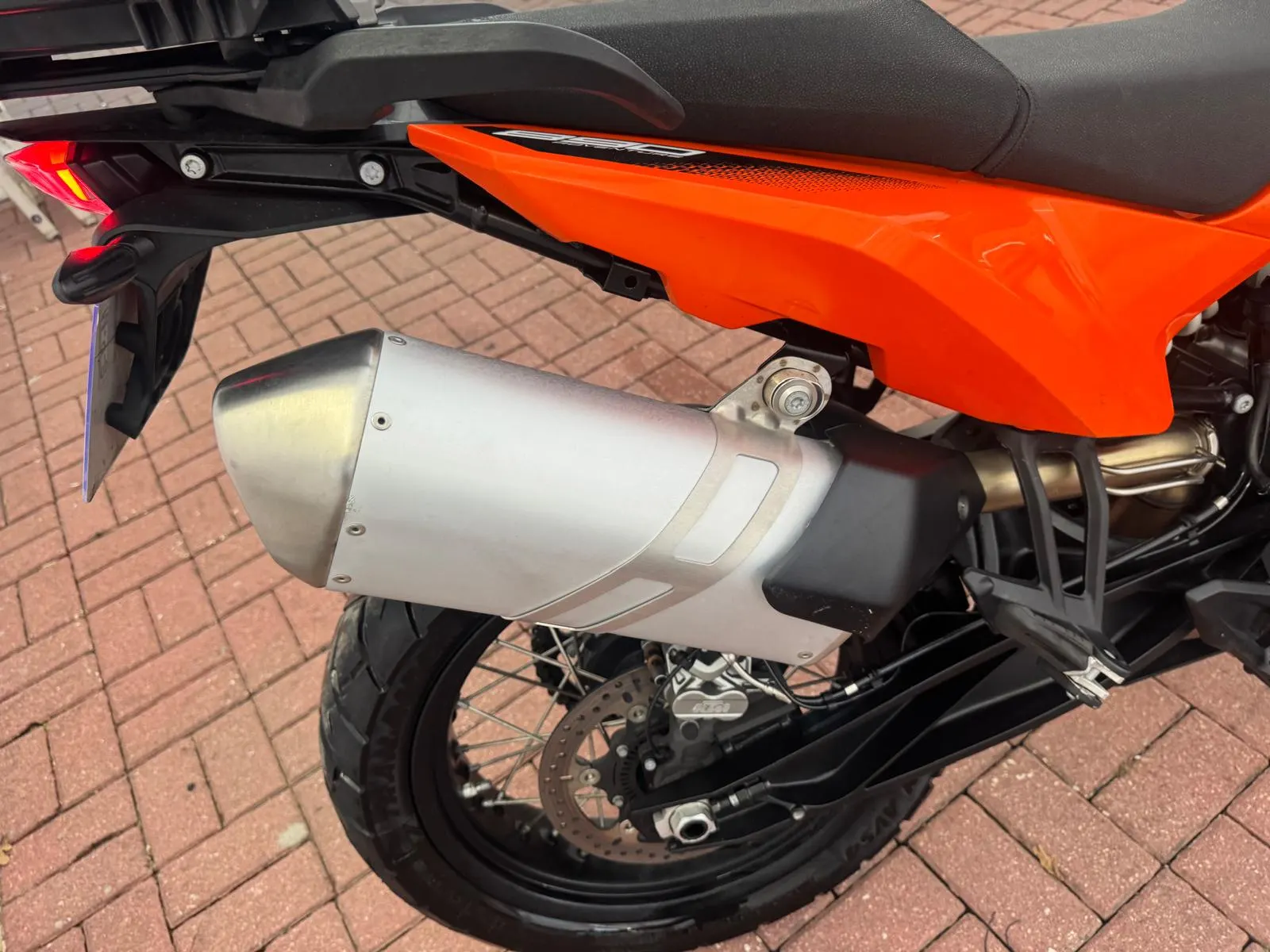KTM 890 Adventure 13
