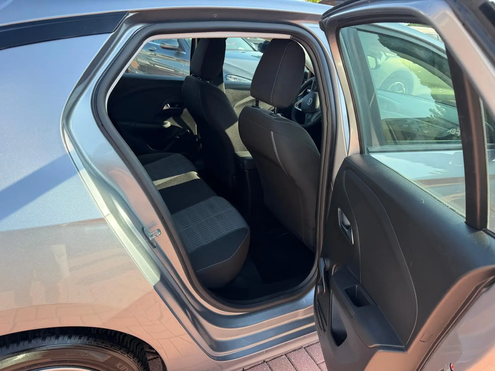 Opel Corsa 1.5 D Business 18