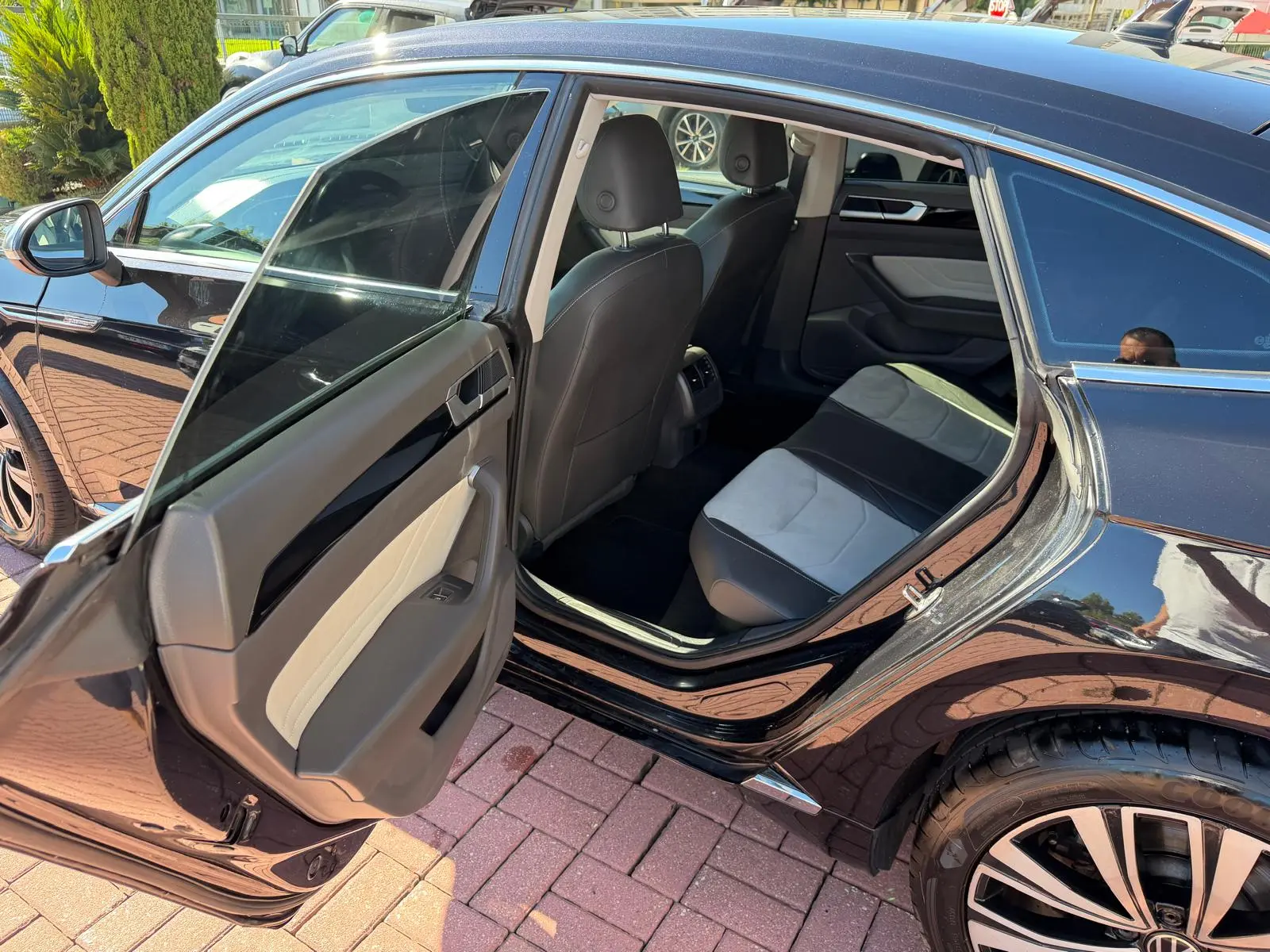 Volkswagen Arteon 2.0 TDI Elegance DSG 10