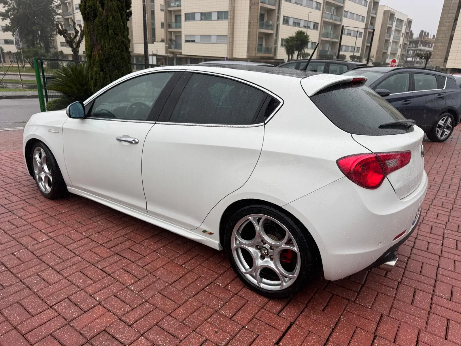 Alfa Romeo Giulietta 1.6 JTDM Exclusive 4