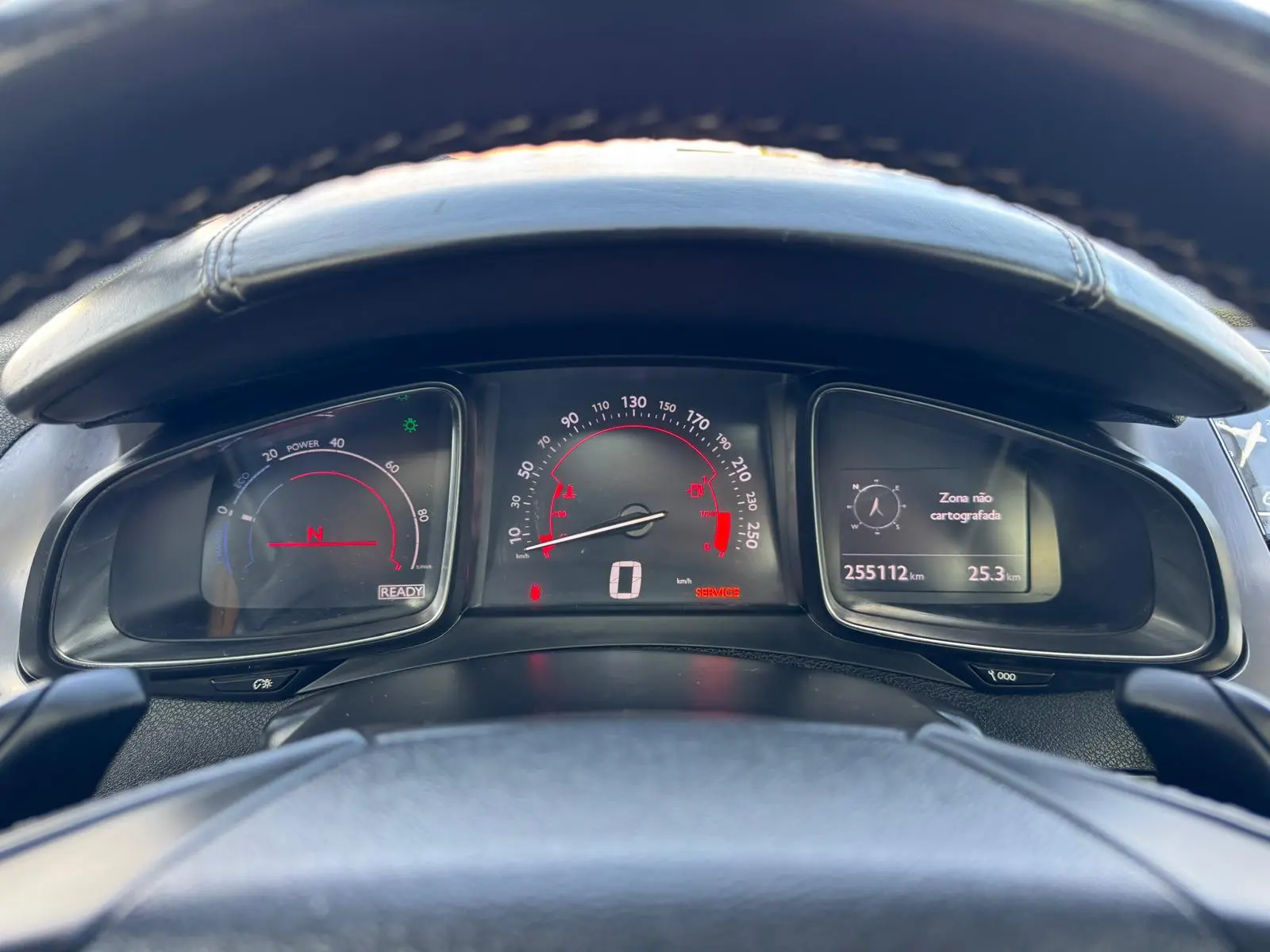 Citroën DS5 2.0 HDi Hy4 So Chic CMP6 102g 30