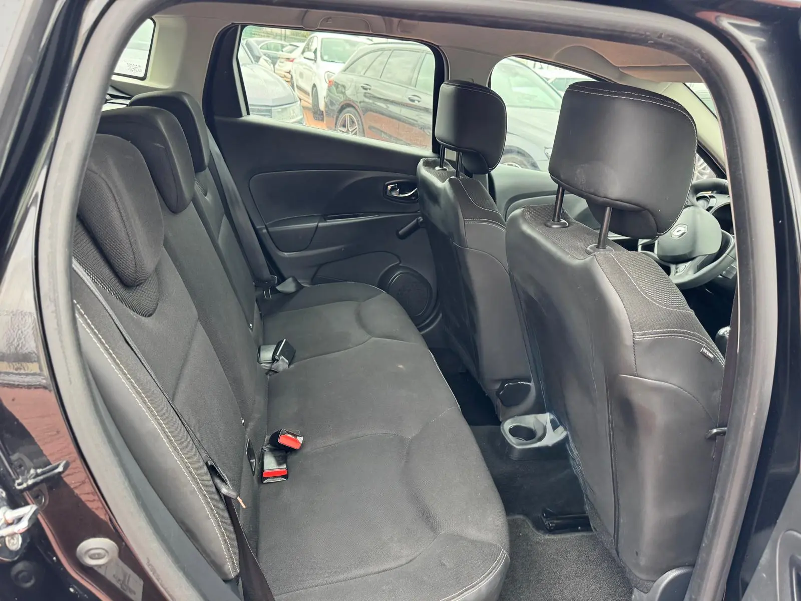 Renault Clio Sport Tourer 0.9 TCe Zen 13