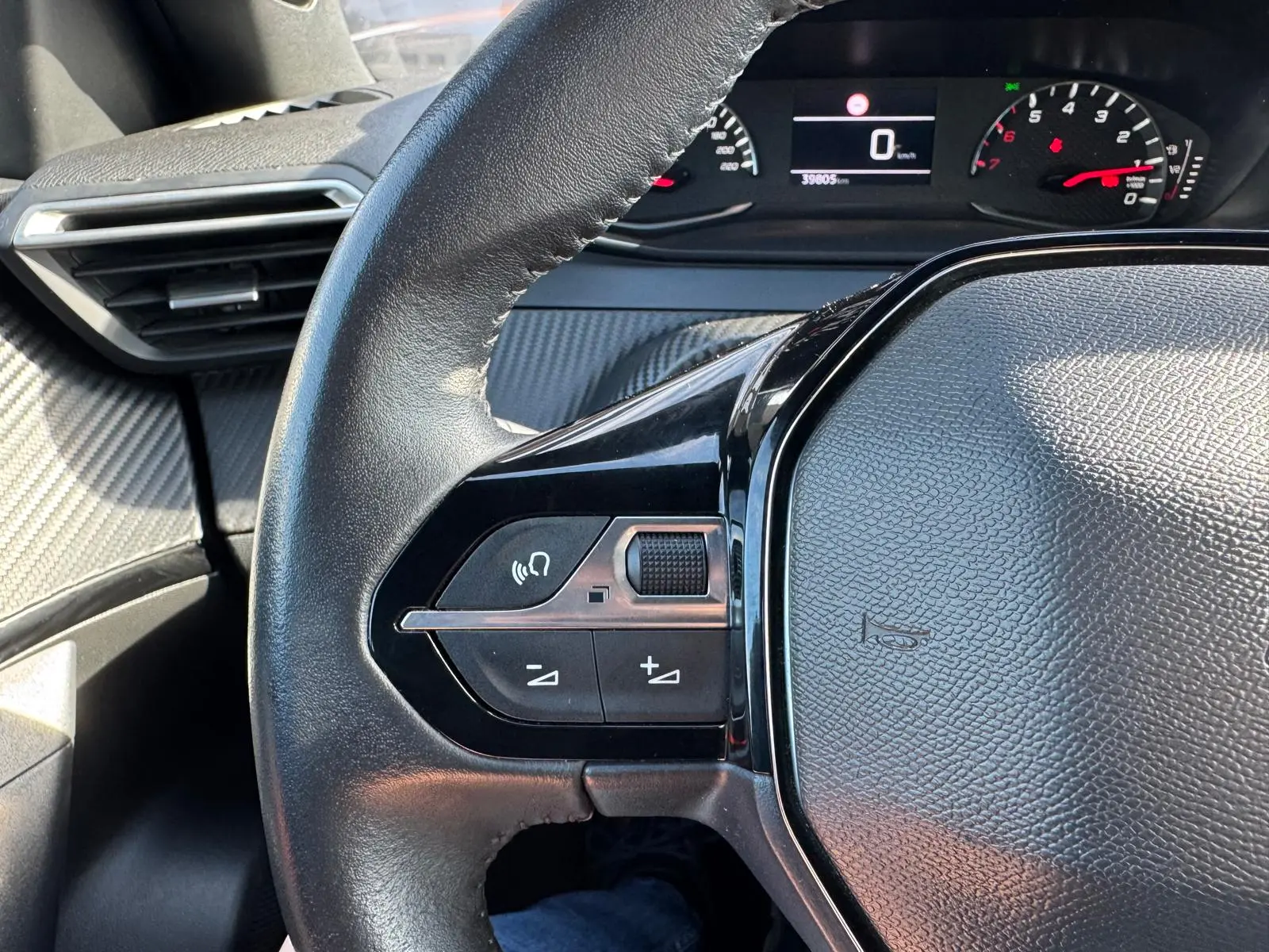 Peugeot 2008 1.2 PureTech Style 29