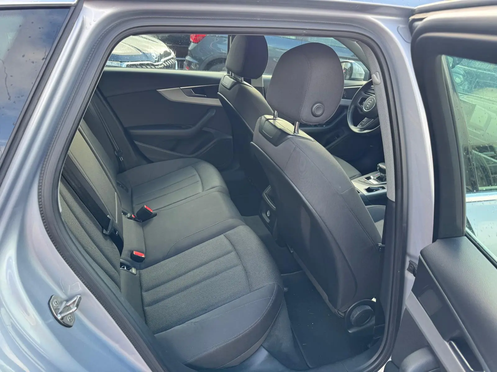 Audi A4 Avant 35 TDI S tronic 15