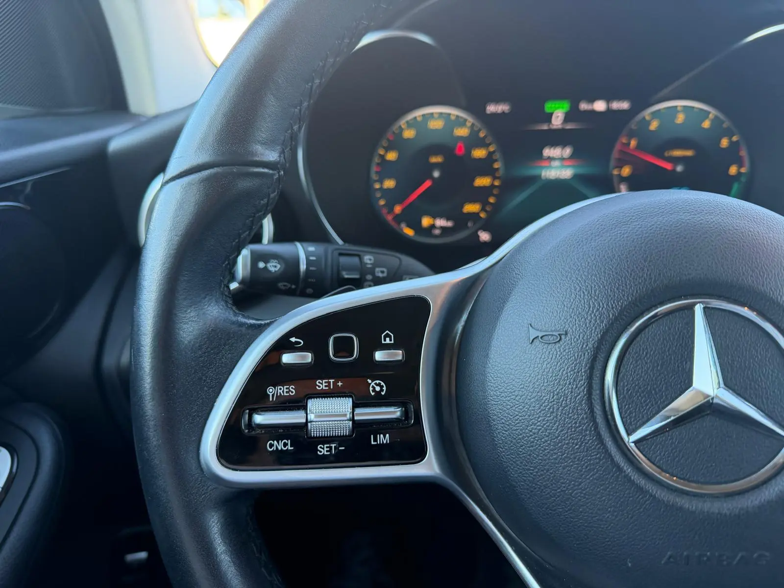 Mercedes-Benz GLC 300 de Coupe 4Matic 9G-TRONIC Exclusive 32