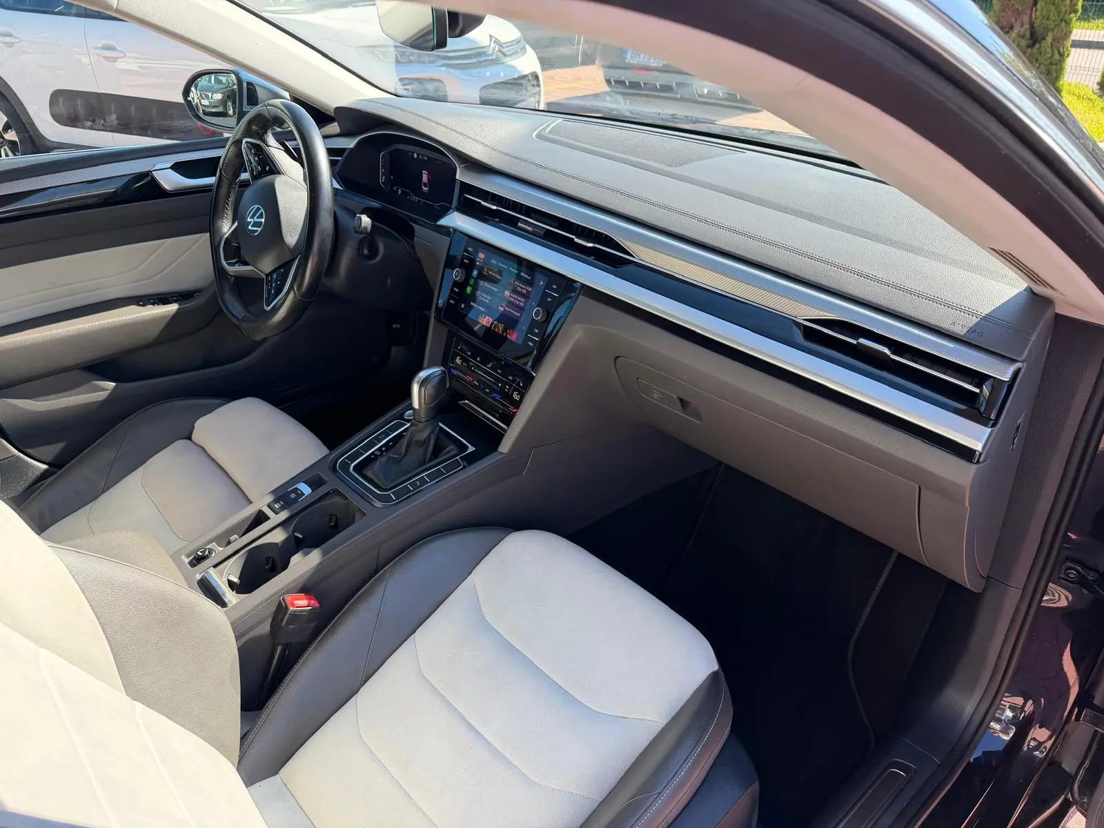 Volkswagen Arteon 2.0 TDI Elegance DSG 37