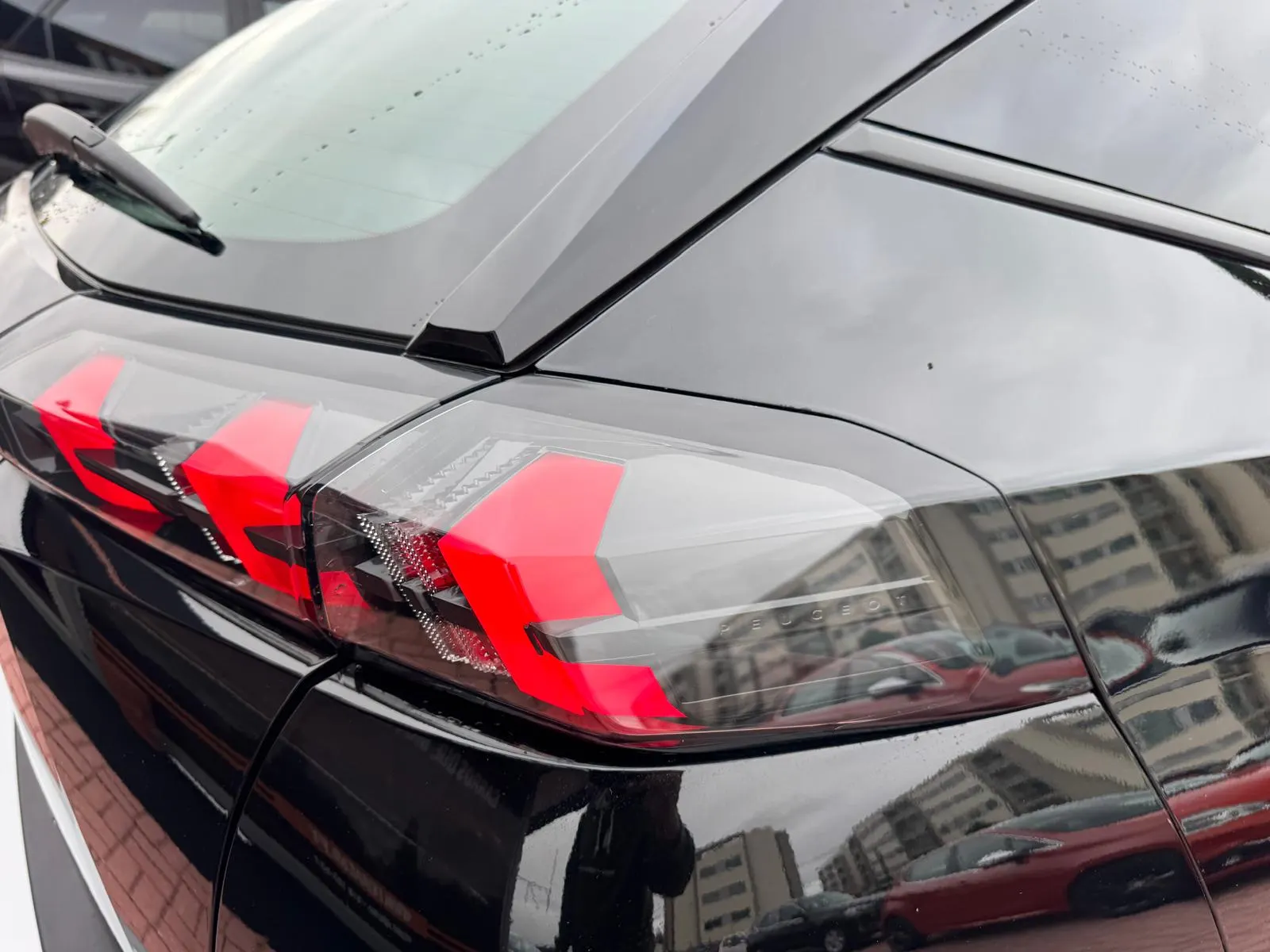 Peugeot 2008 1.2 PureTech Active Pack 15