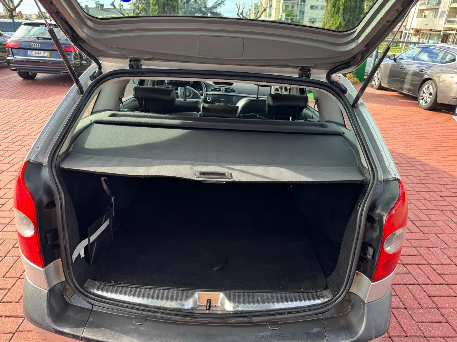 Renault Laguna Break 1.9 dCi Dynamique 27