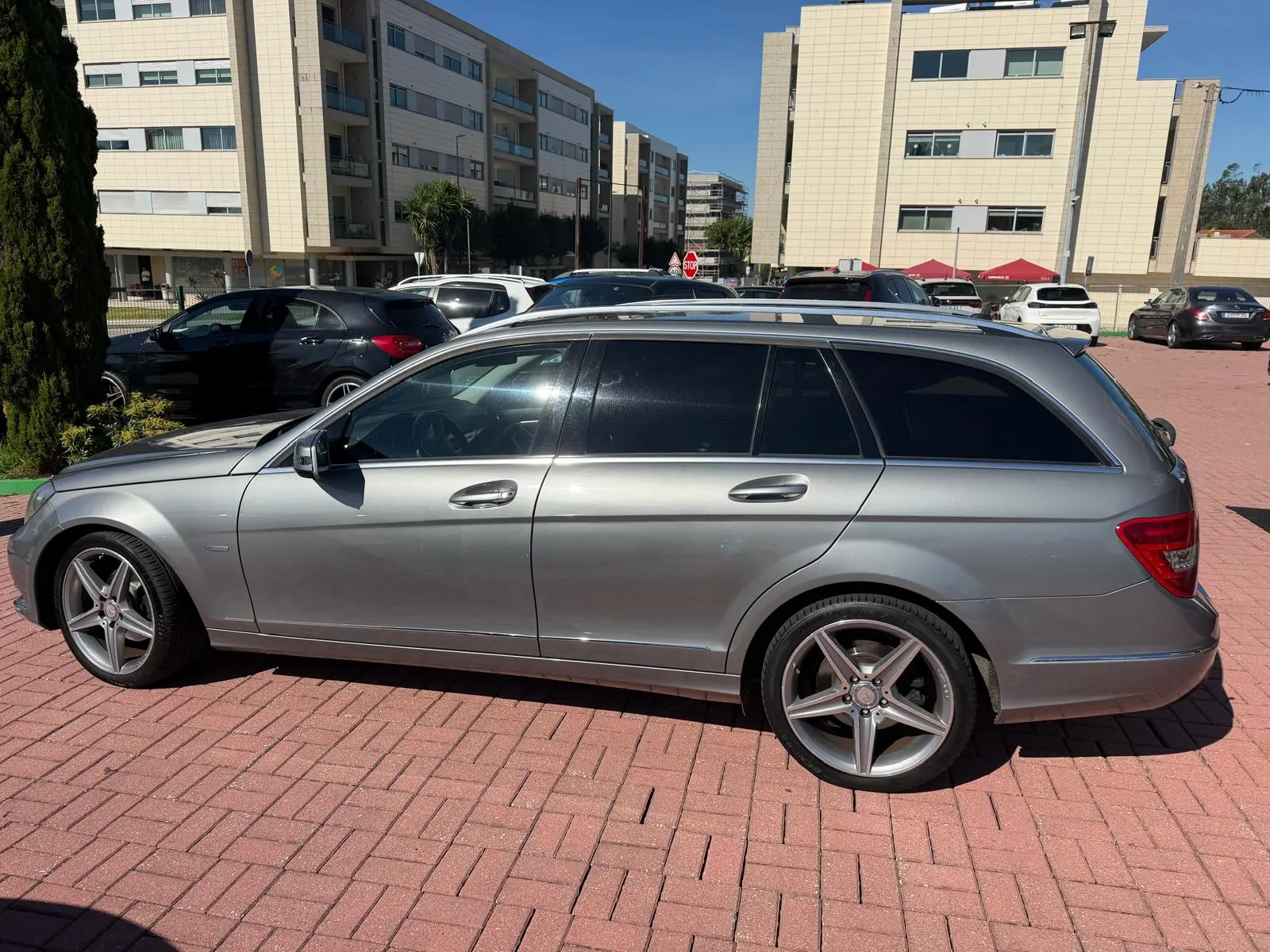 Mercedes-Benz C 250 (BlueTEC) d 4Matic Station 7G-TRONIC Avantgarde 4