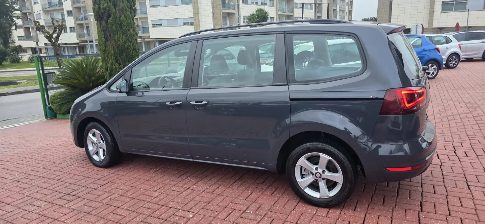 SEAT Alhambra 2.0 TDI Reference 9